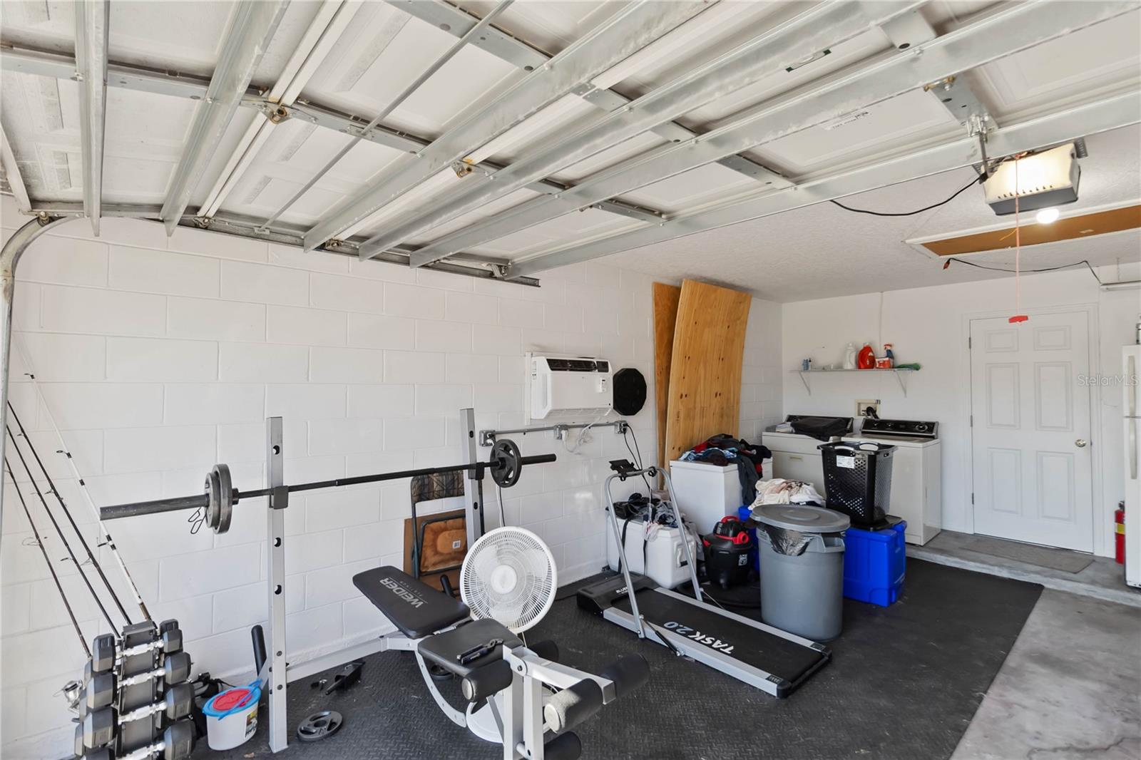 Image 20 of 24 For 10844 Flycast Circle