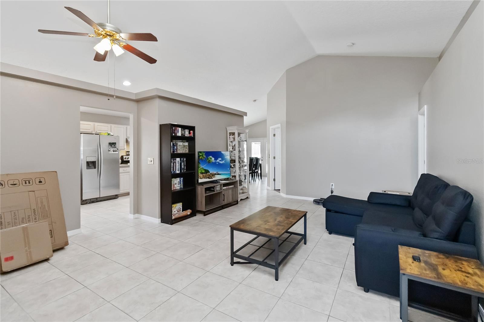 Image 3 of 24 For 10844 Flycast Circle