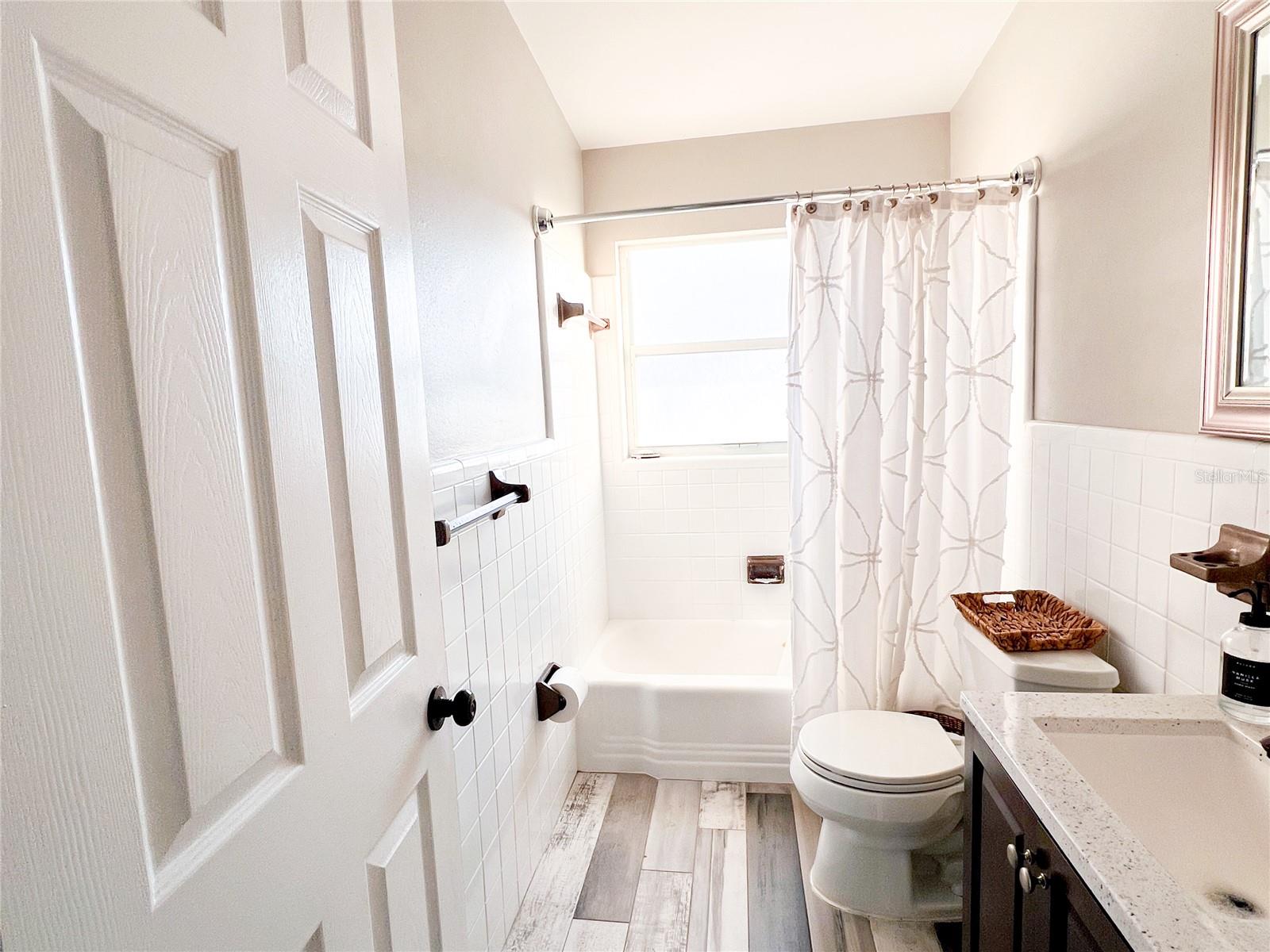 Image 12 of 28 For 7804 Jamaica Street