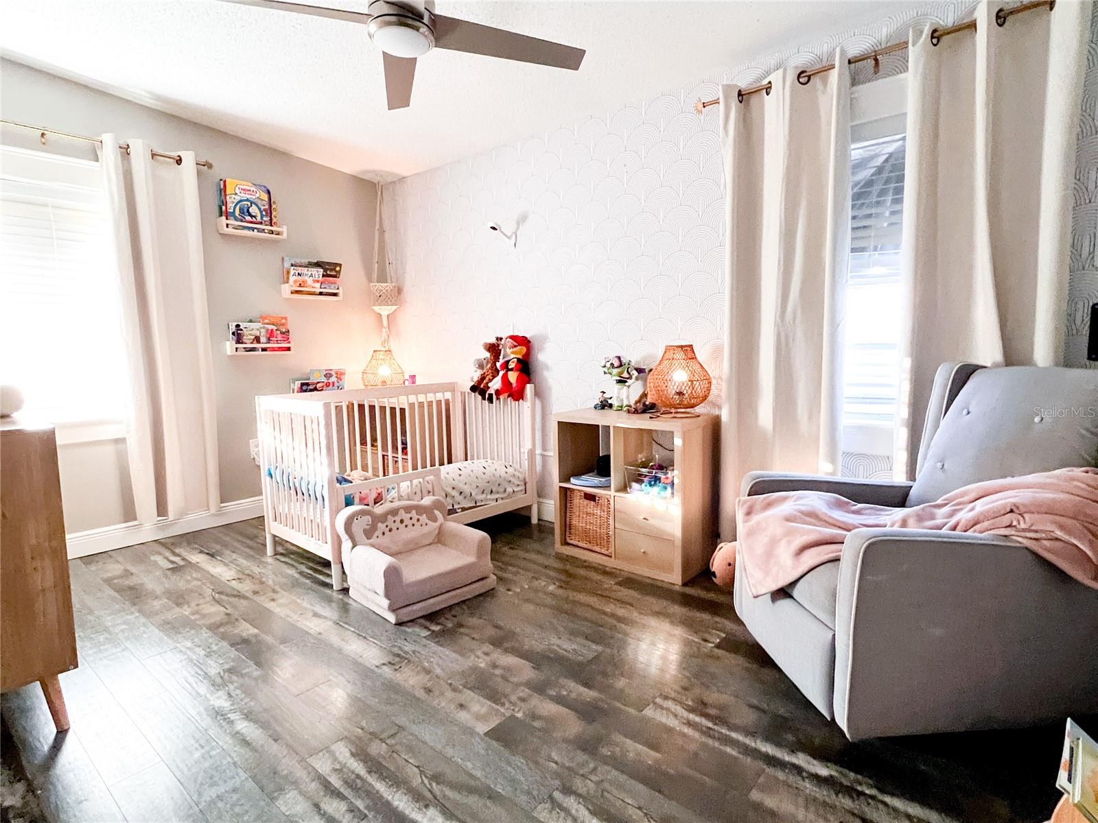 Image 17 of 28 For 7804 Jamaica Street