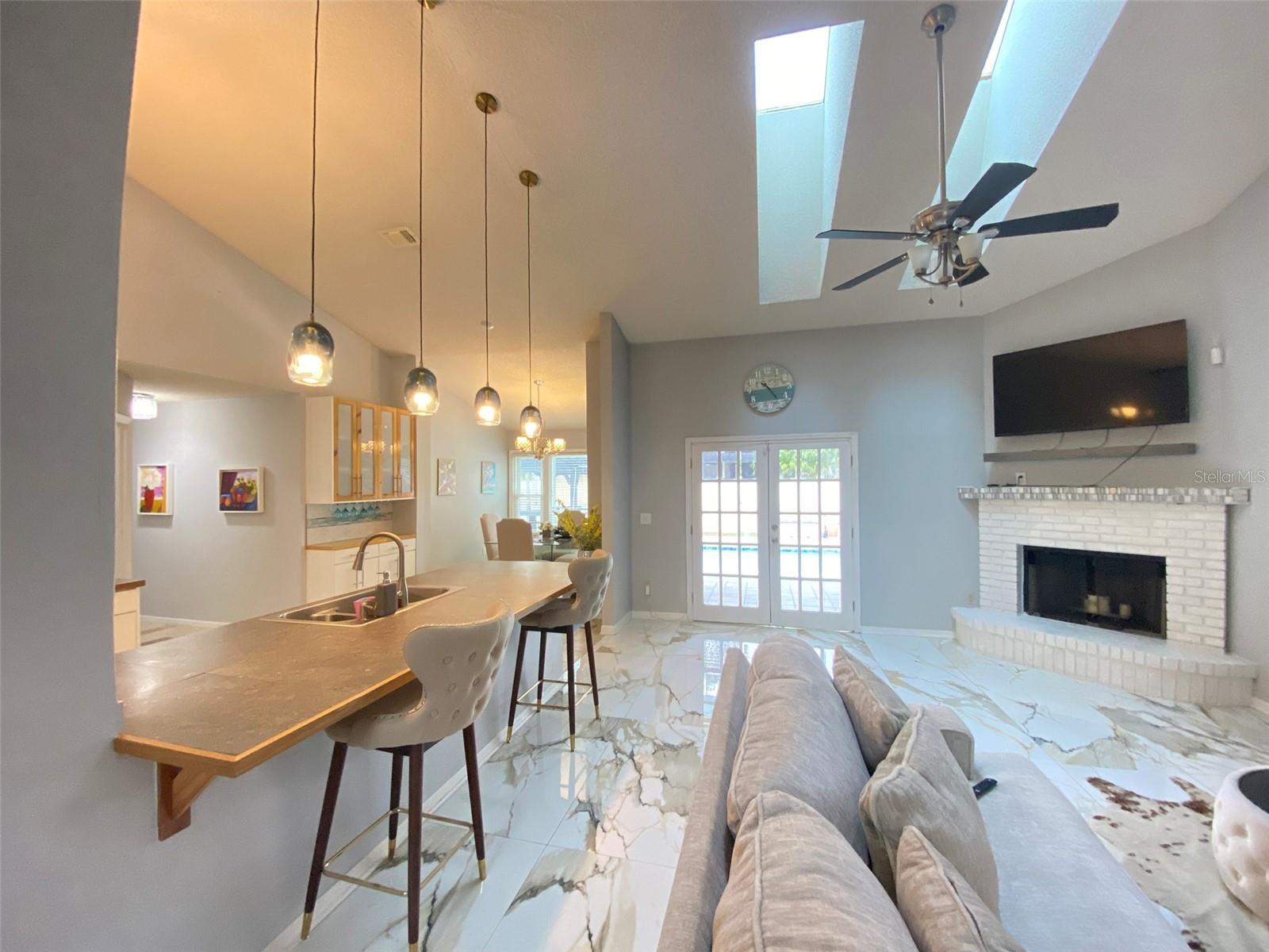 Image 10 of 48 For 4955 Southfork Ranch Drive