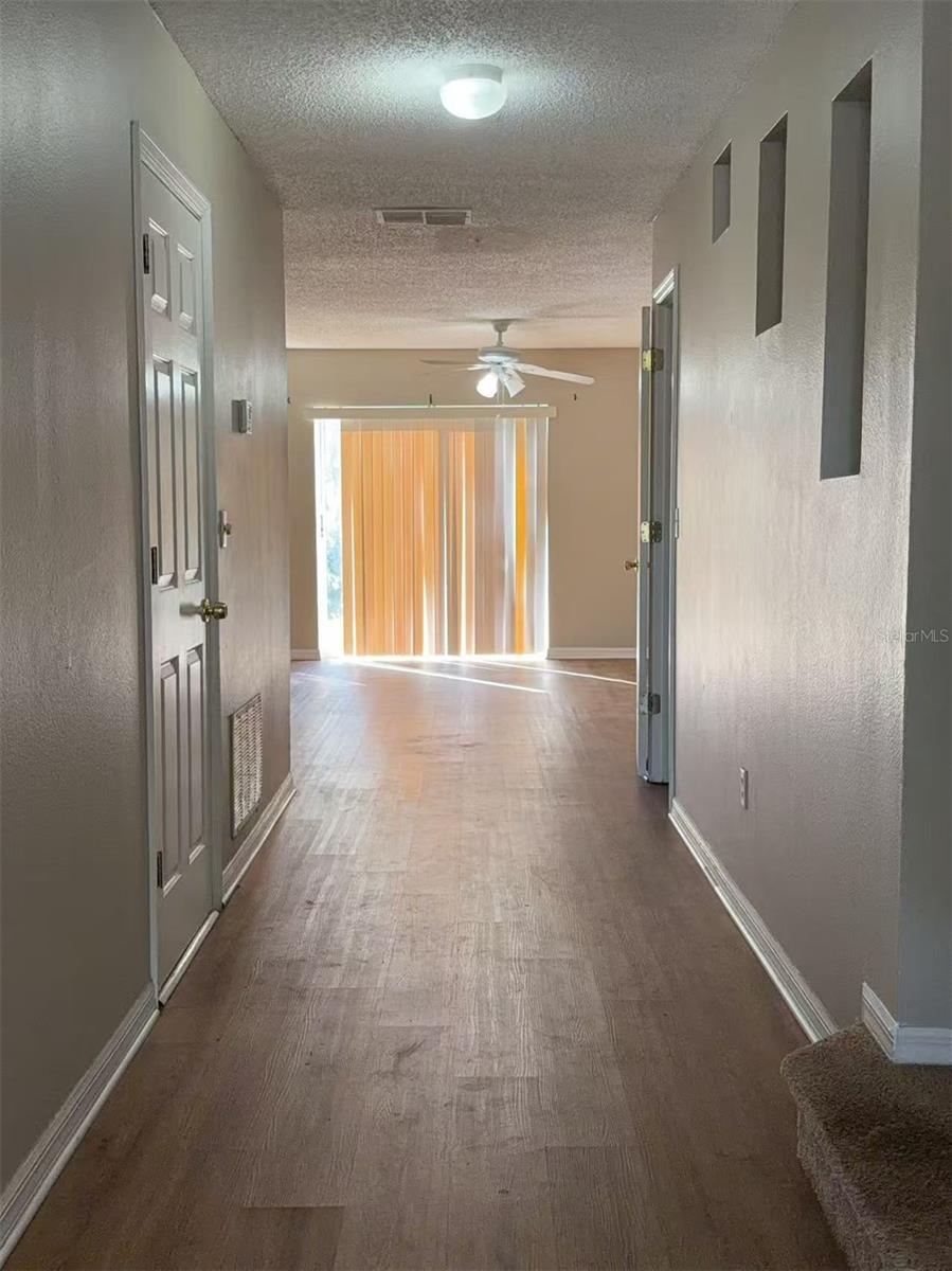 Image 2 of 9 For 1206 Fairway Drive S