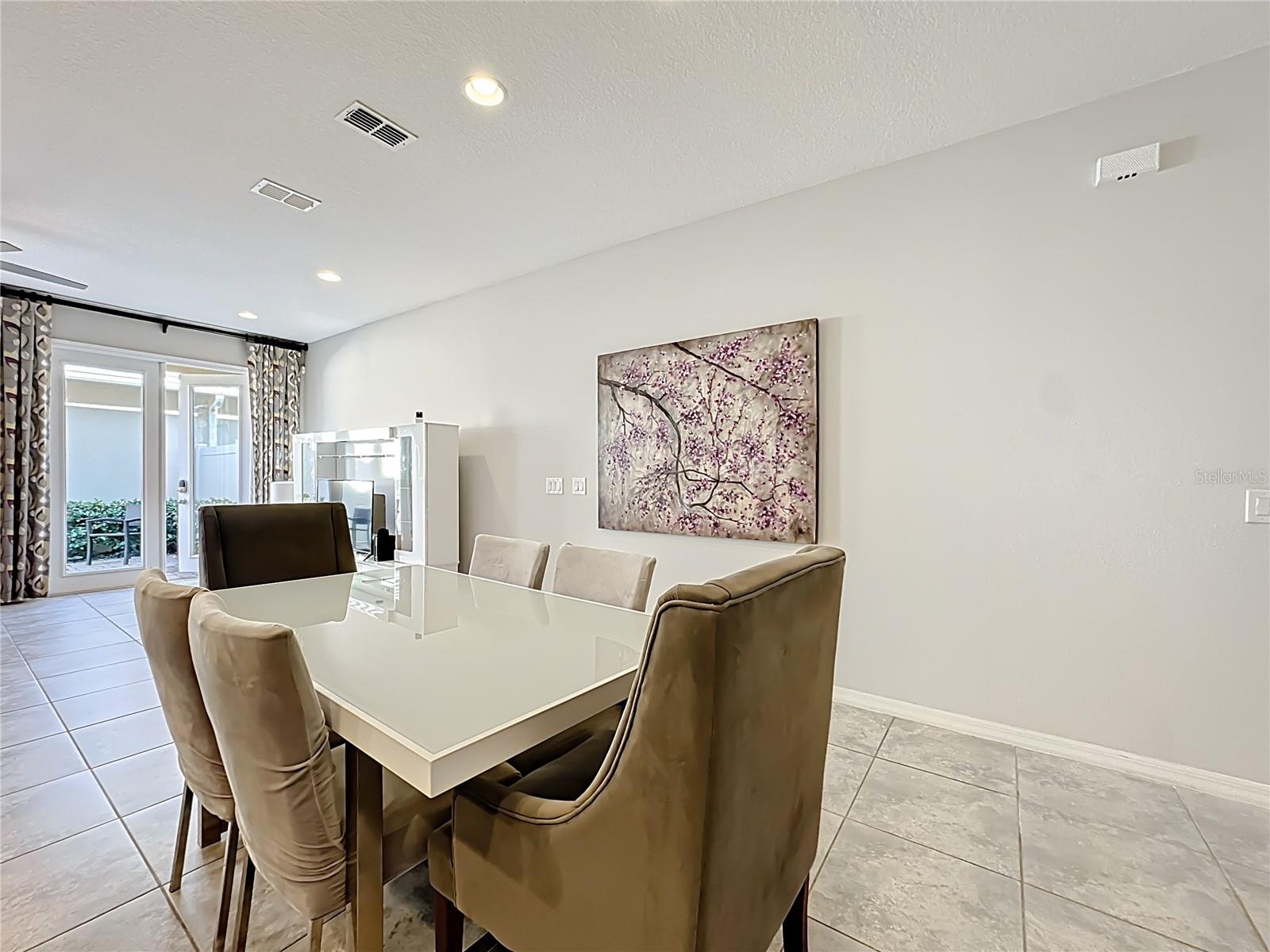 Image 10 of 35 For 11209 Grander Drive