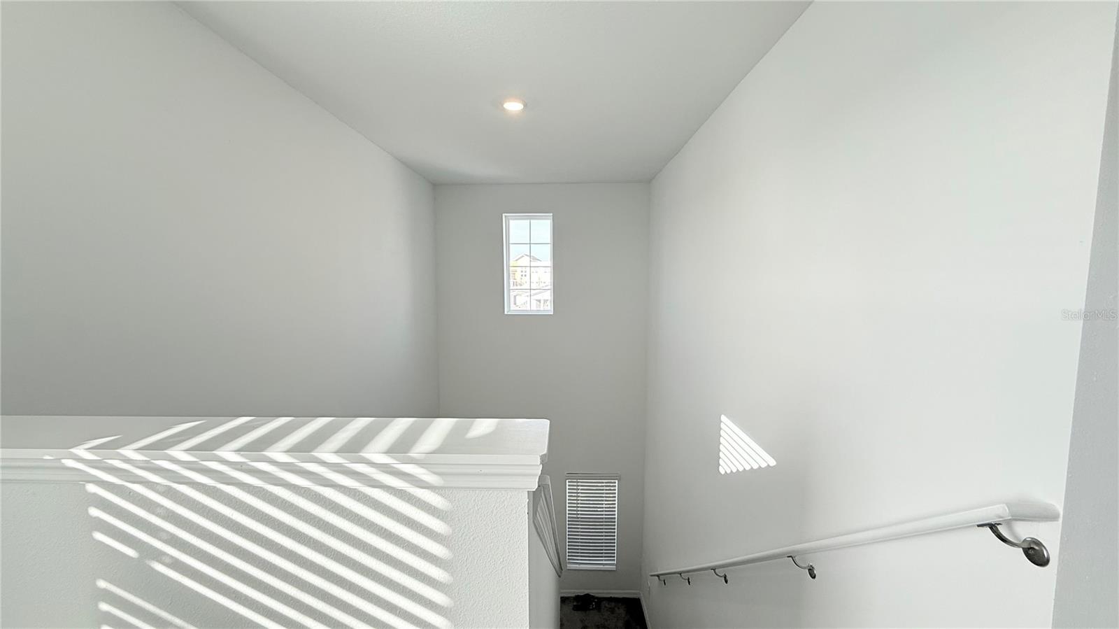 Image 11 of 20 For 1179 Tyler Loop