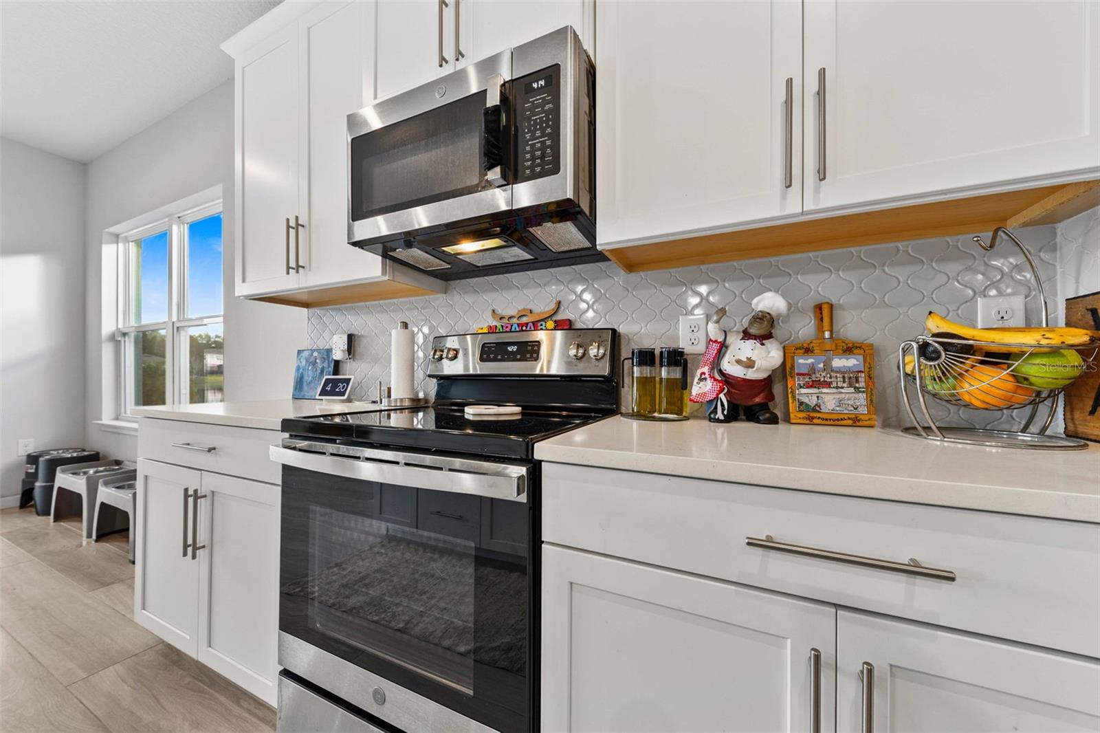 Image 11 of 33 For 194 Eagle Harbor Way