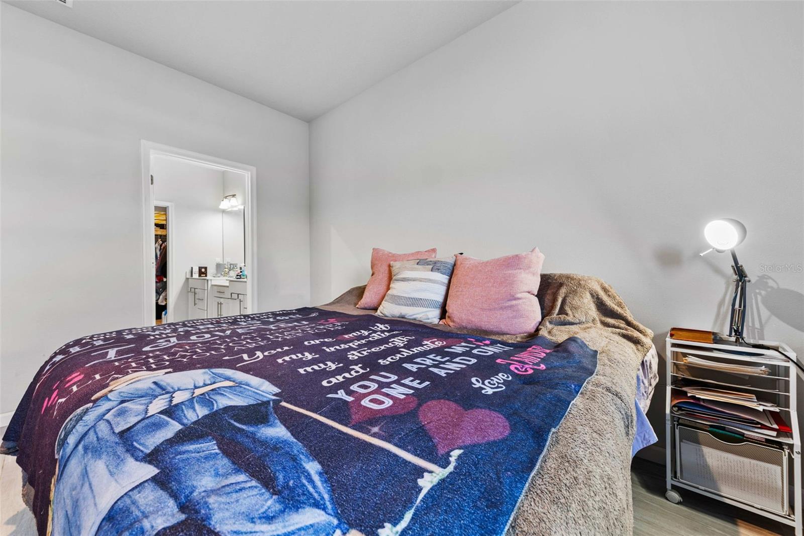 Image 19 of 33 For 194 Eagle Harbor Way