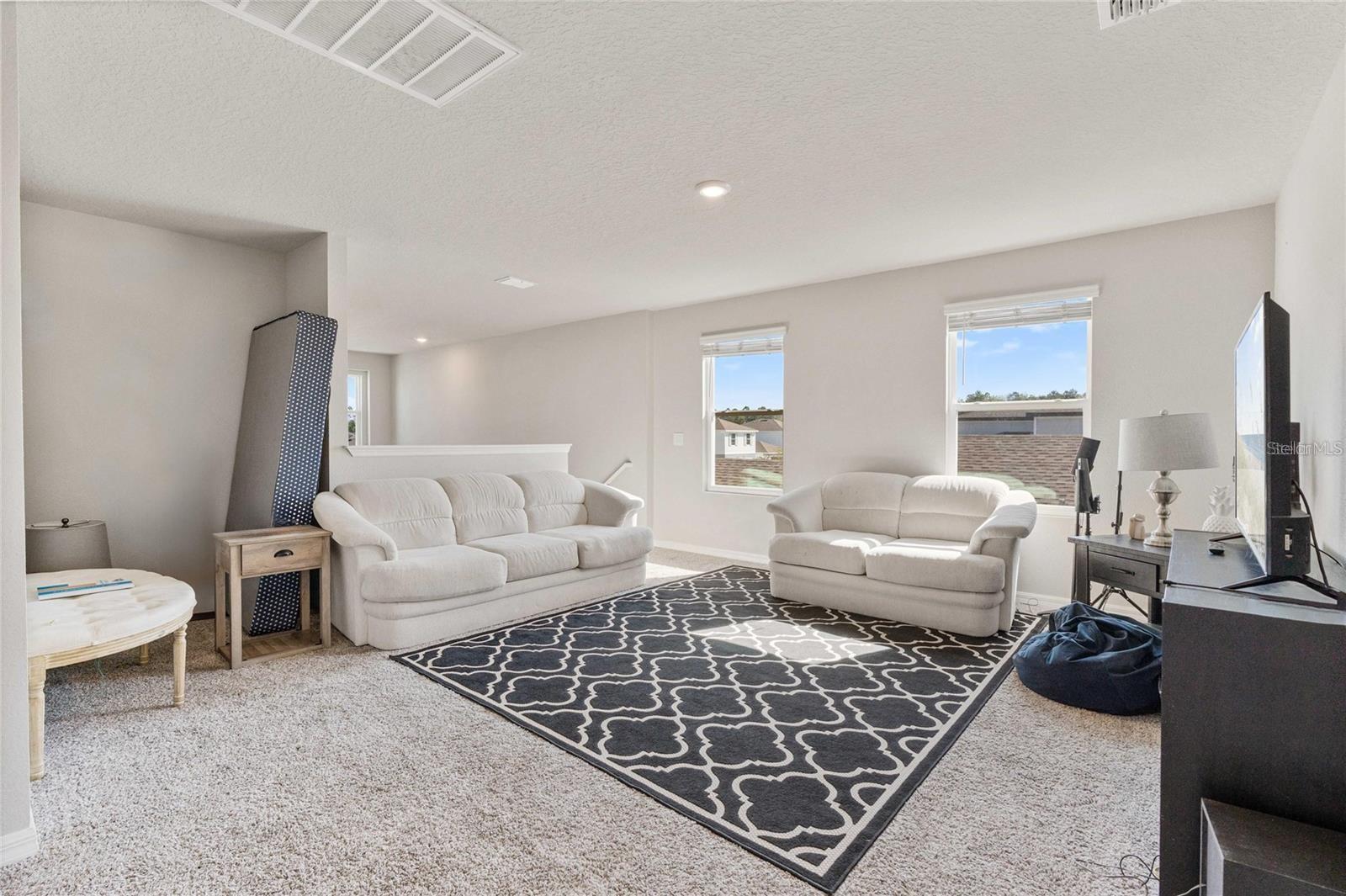 Image 10 of 23 For 17411 Million Lakes Court