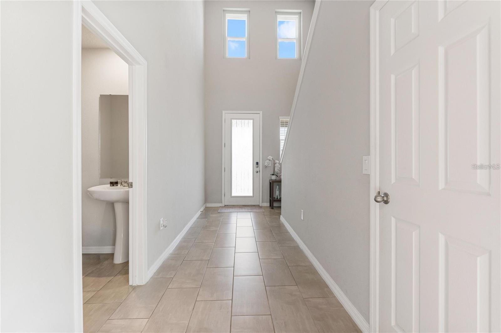 Image 12 of 23 For 17411 Million Lakes Court