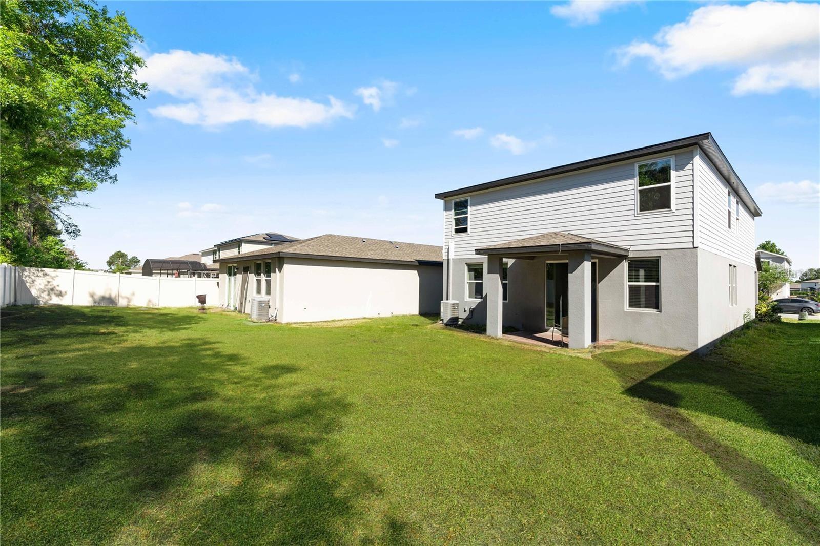 Image 20 of 23 For 17411 Million Lakes Court