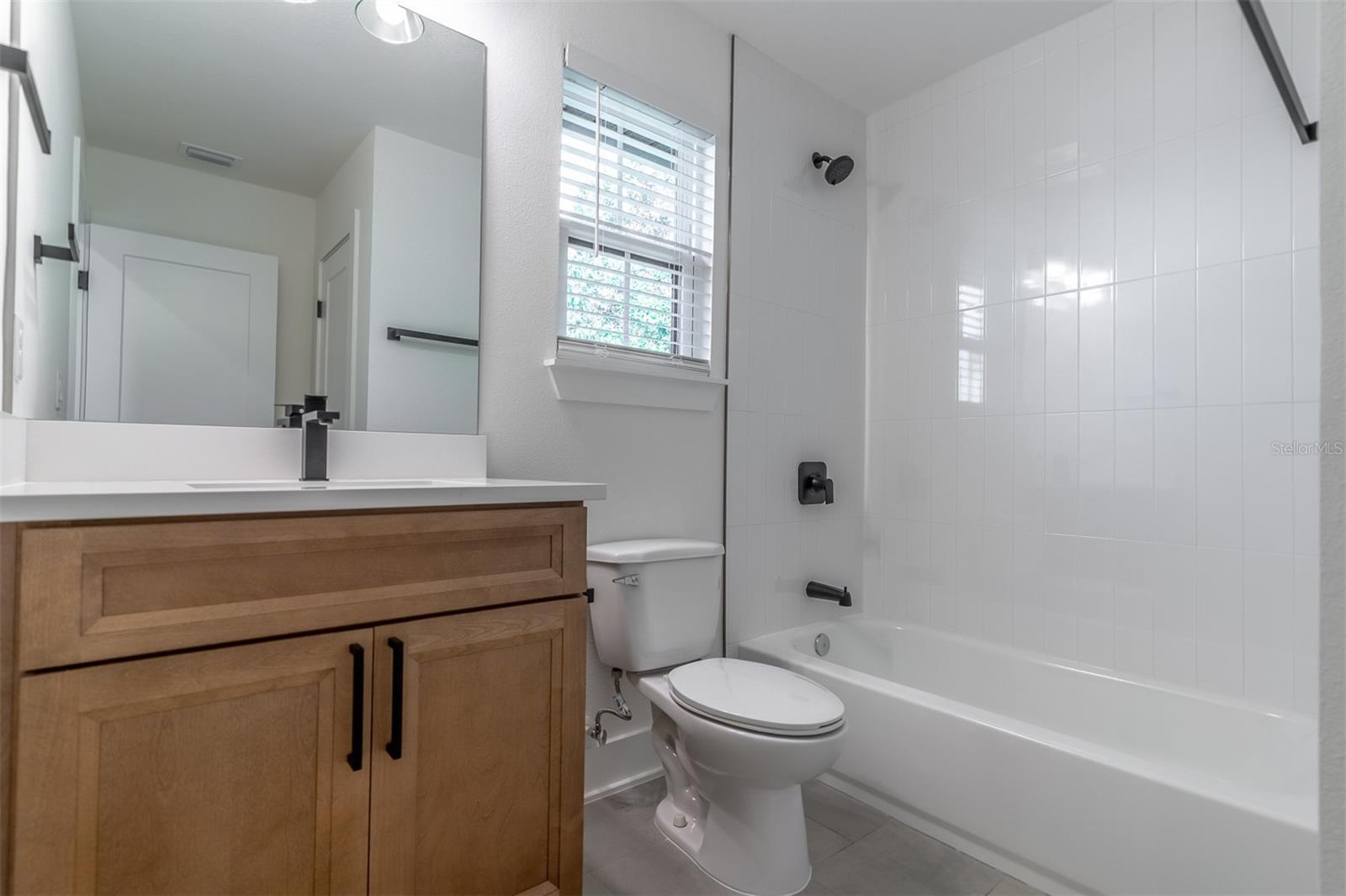 Image 20 of 28 For 1319 Weber Street