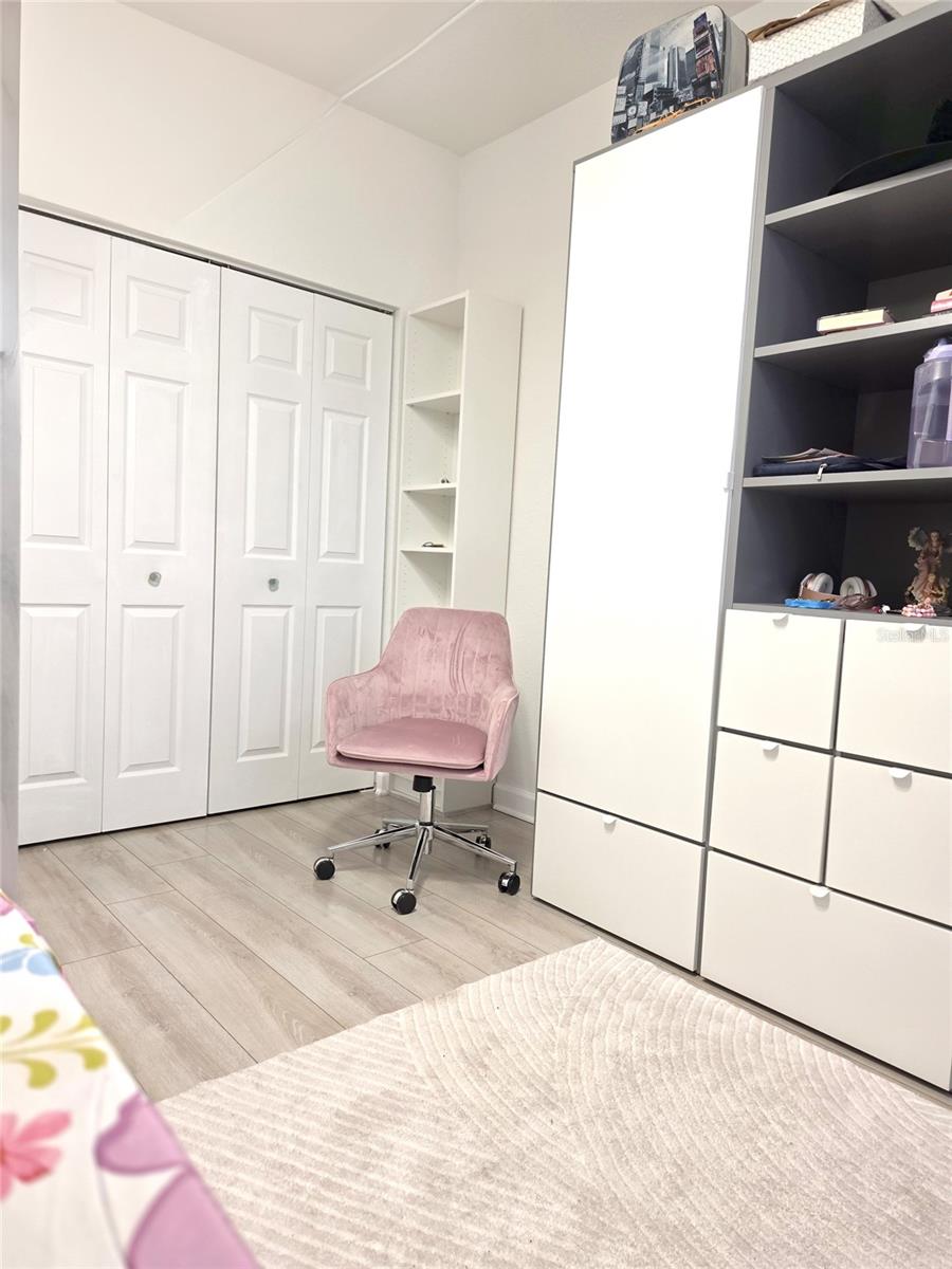 Image 12 of 27 For 4610 Shire Lane