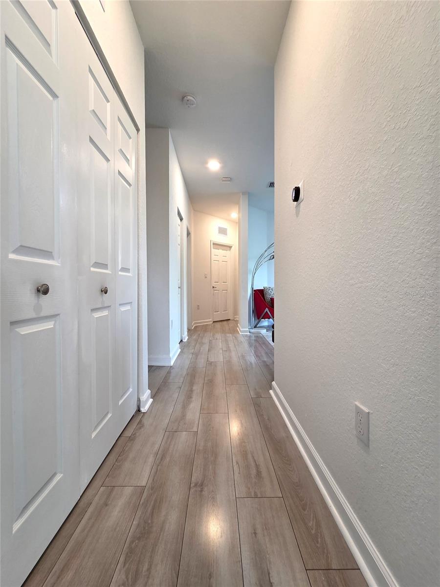 Image 17 of 27 For 4610 Shire Lane