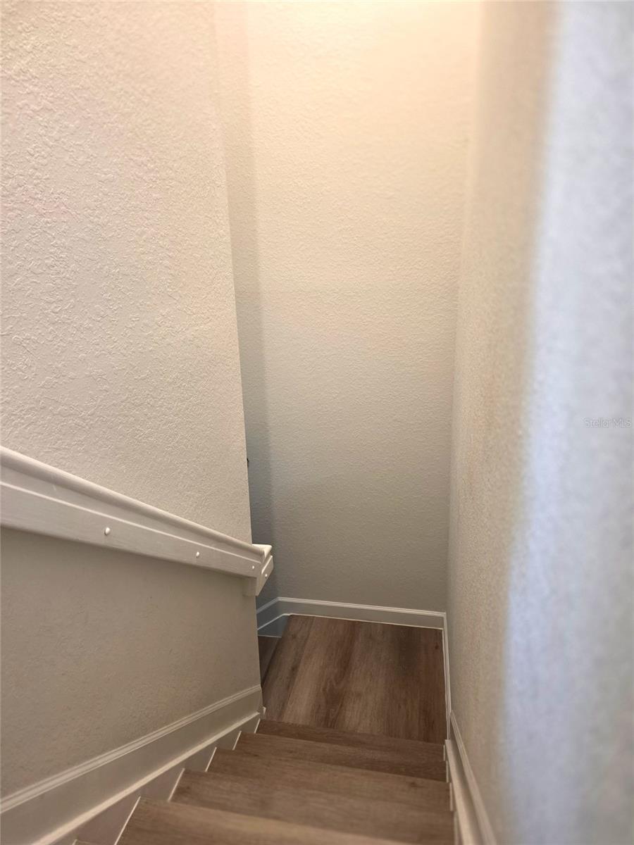 Image 22 of 27 For 4610 Shire Lane