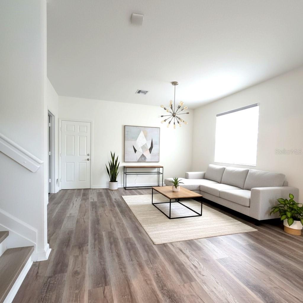 Image 4 of 27 For 4610 Shire Lane