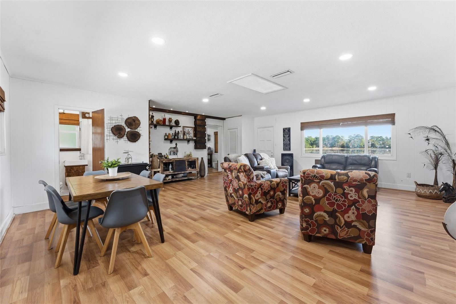 Image 18 of 60 For 26310 Fishermans Road