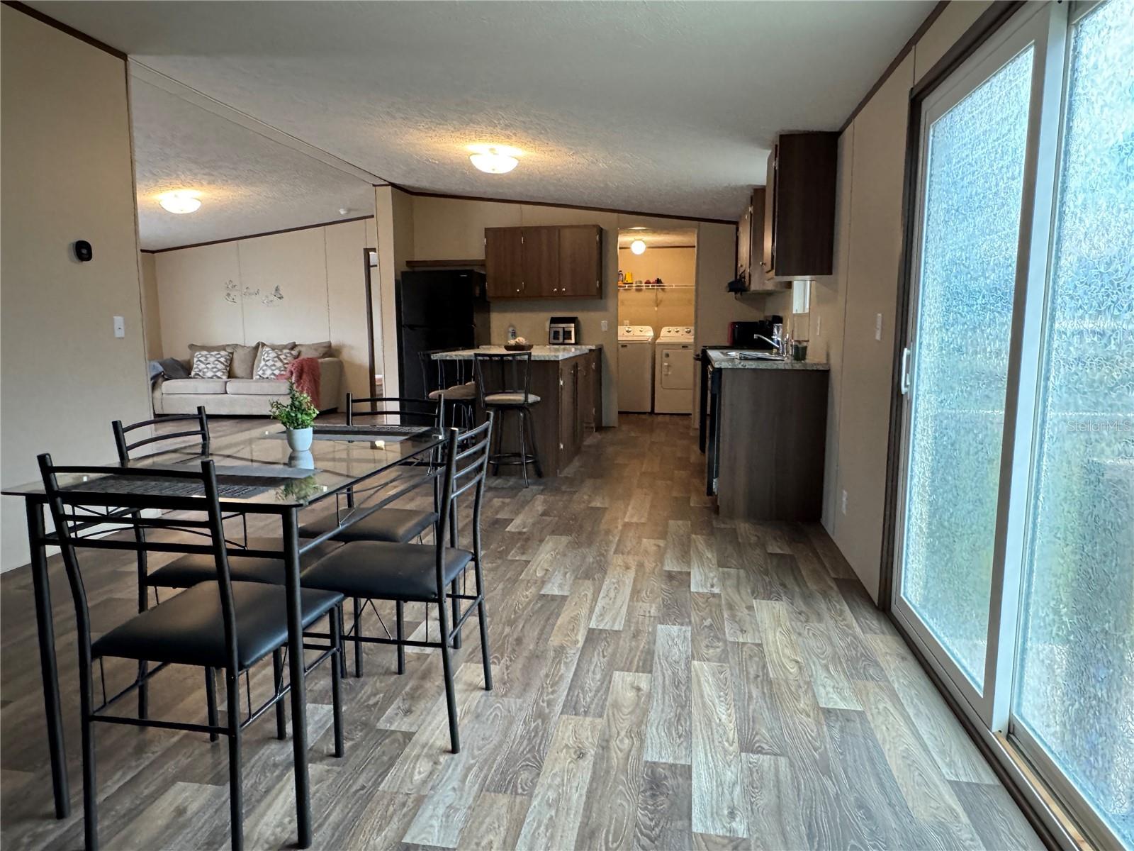 Image 11 of 37 For 18472 58th Place