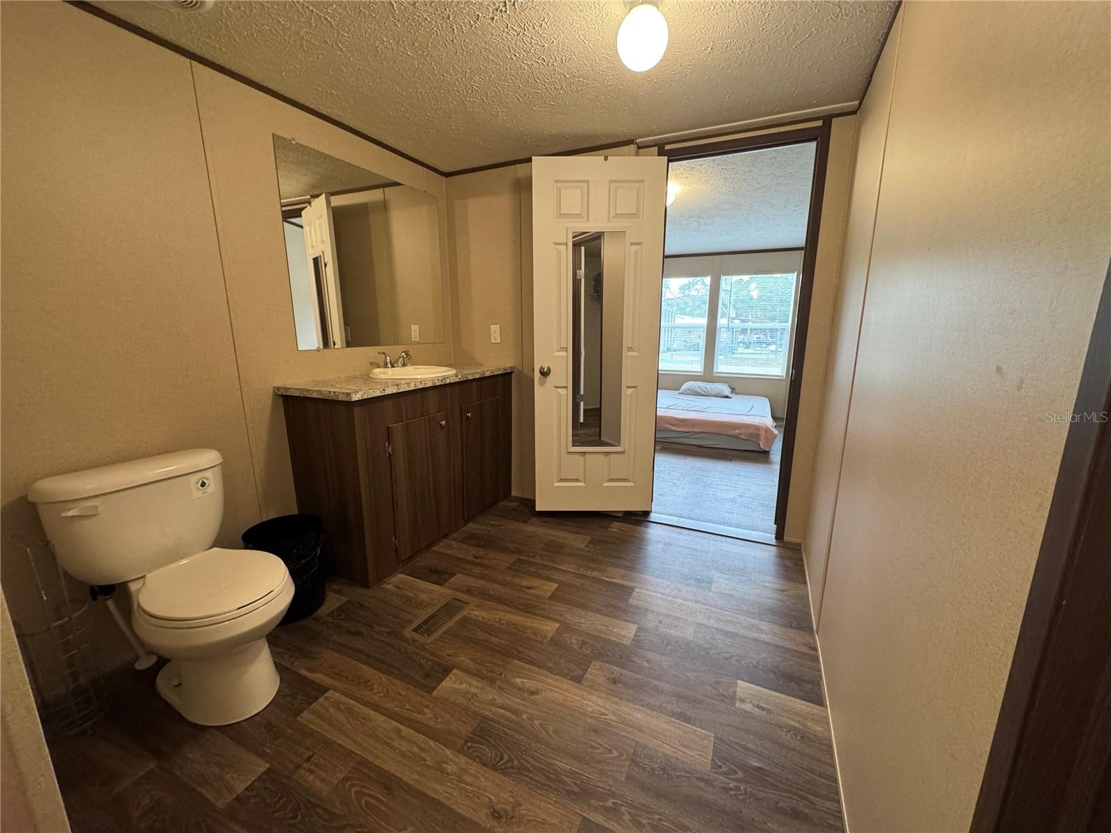 Image 24 of 37 For 18472 58th Place