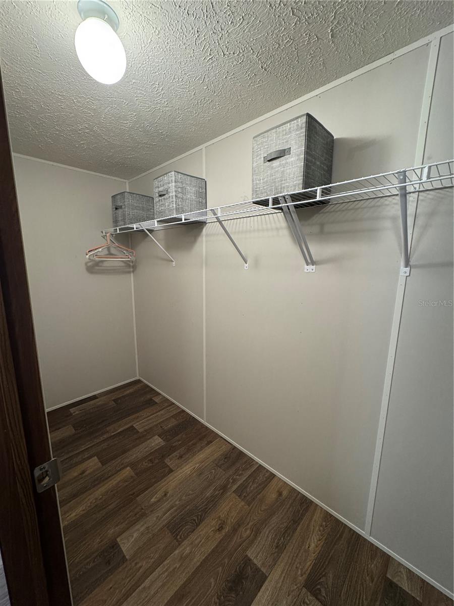 Image 26 of 37 For 18472 58th Place