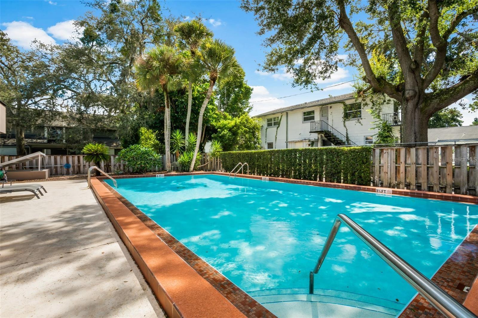 Image 27 of 27 For 1920 Woodcrest Drive 9