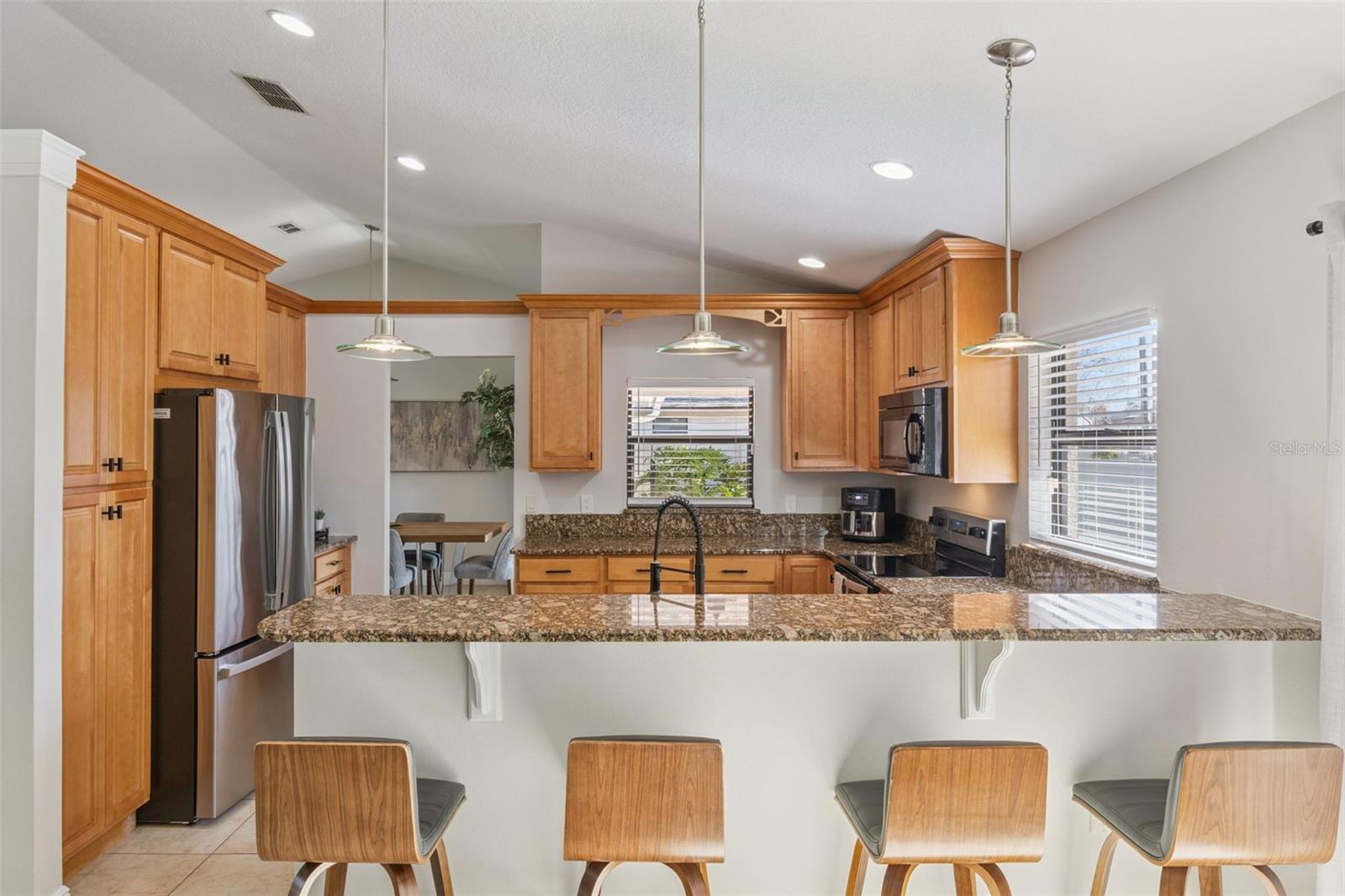 Image 11 of 31 For 9024 Woodbreeze Boulevard