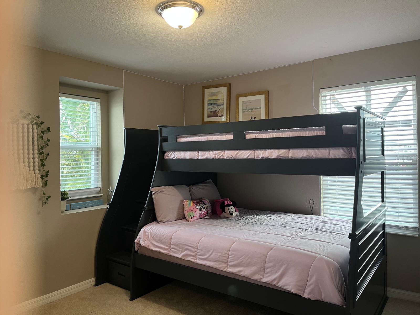 Image 37 of 54 For 1008 Papaya Circle