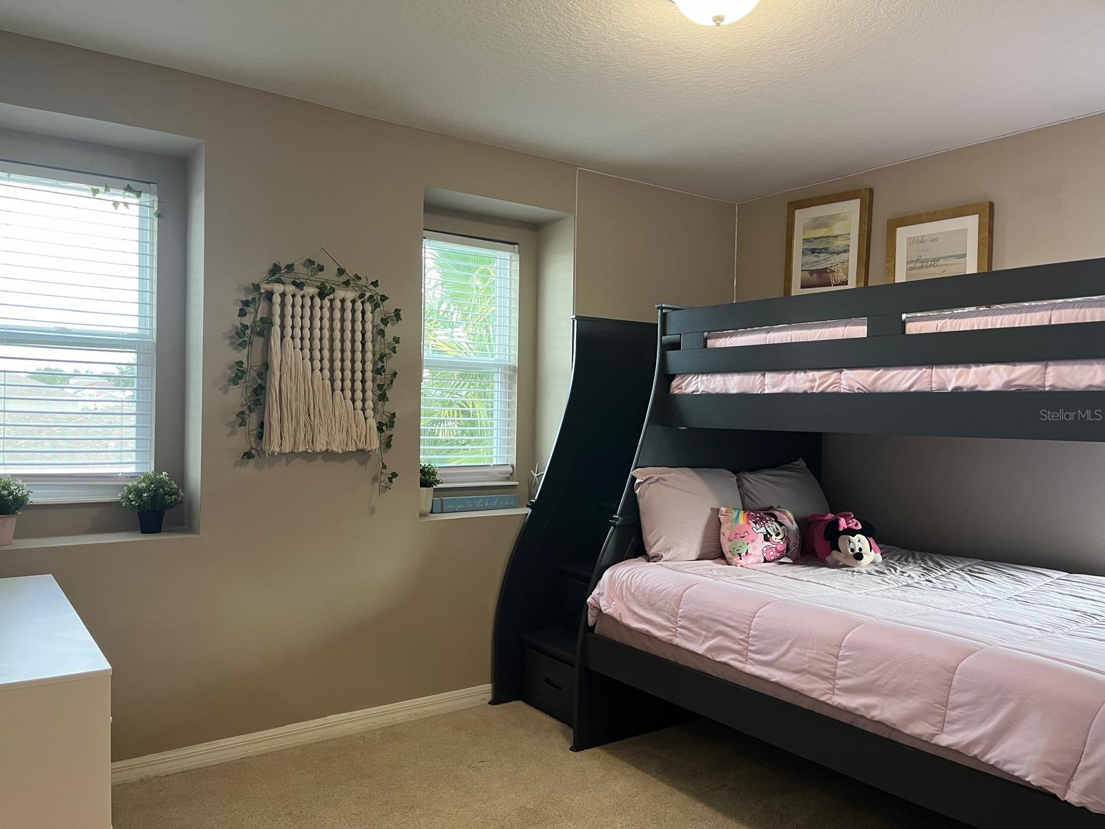 Image 38 of 54 For 1008 Papaya Circle