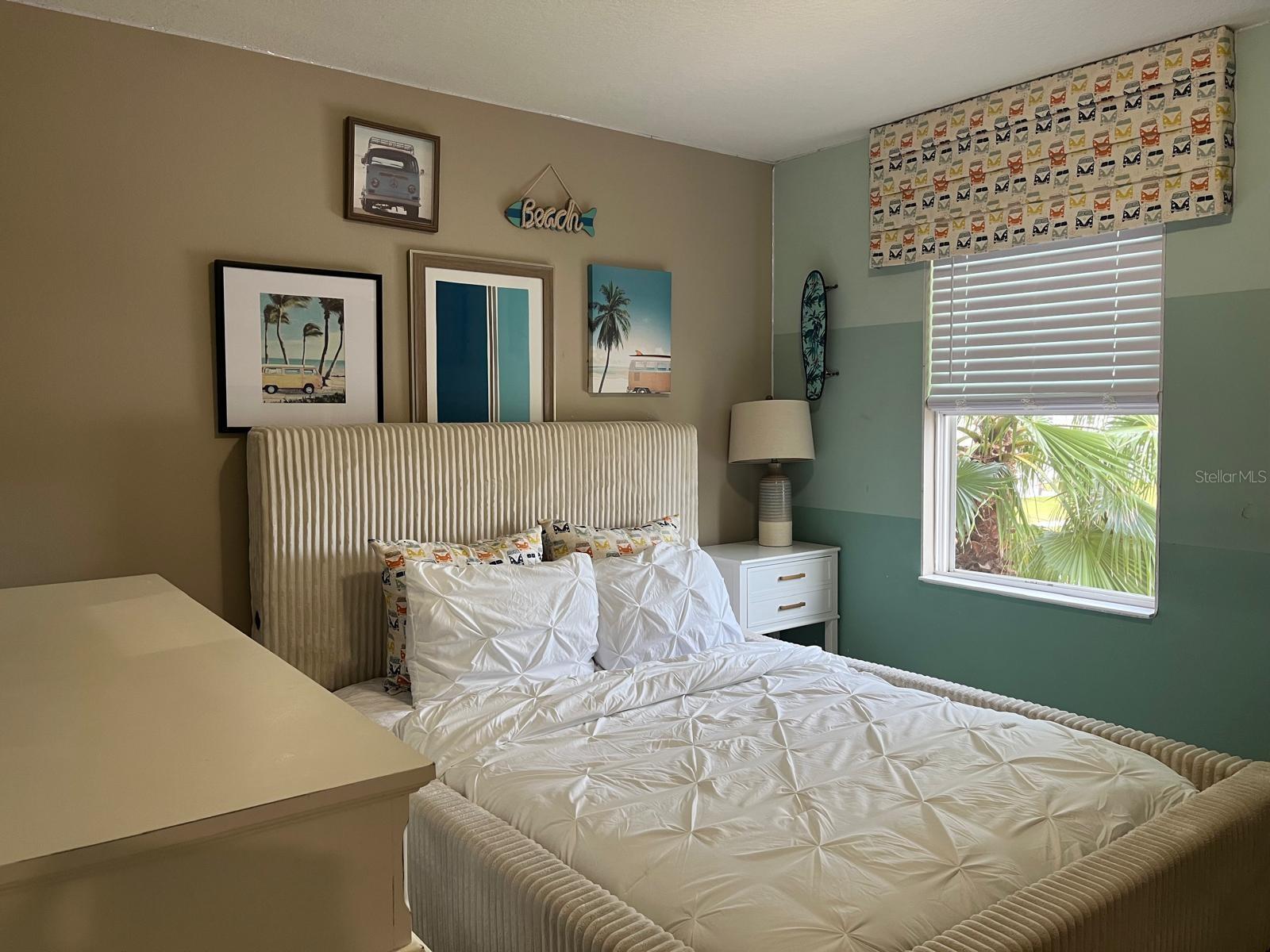 Image 40 of 54 For 1008 Papaya Circle