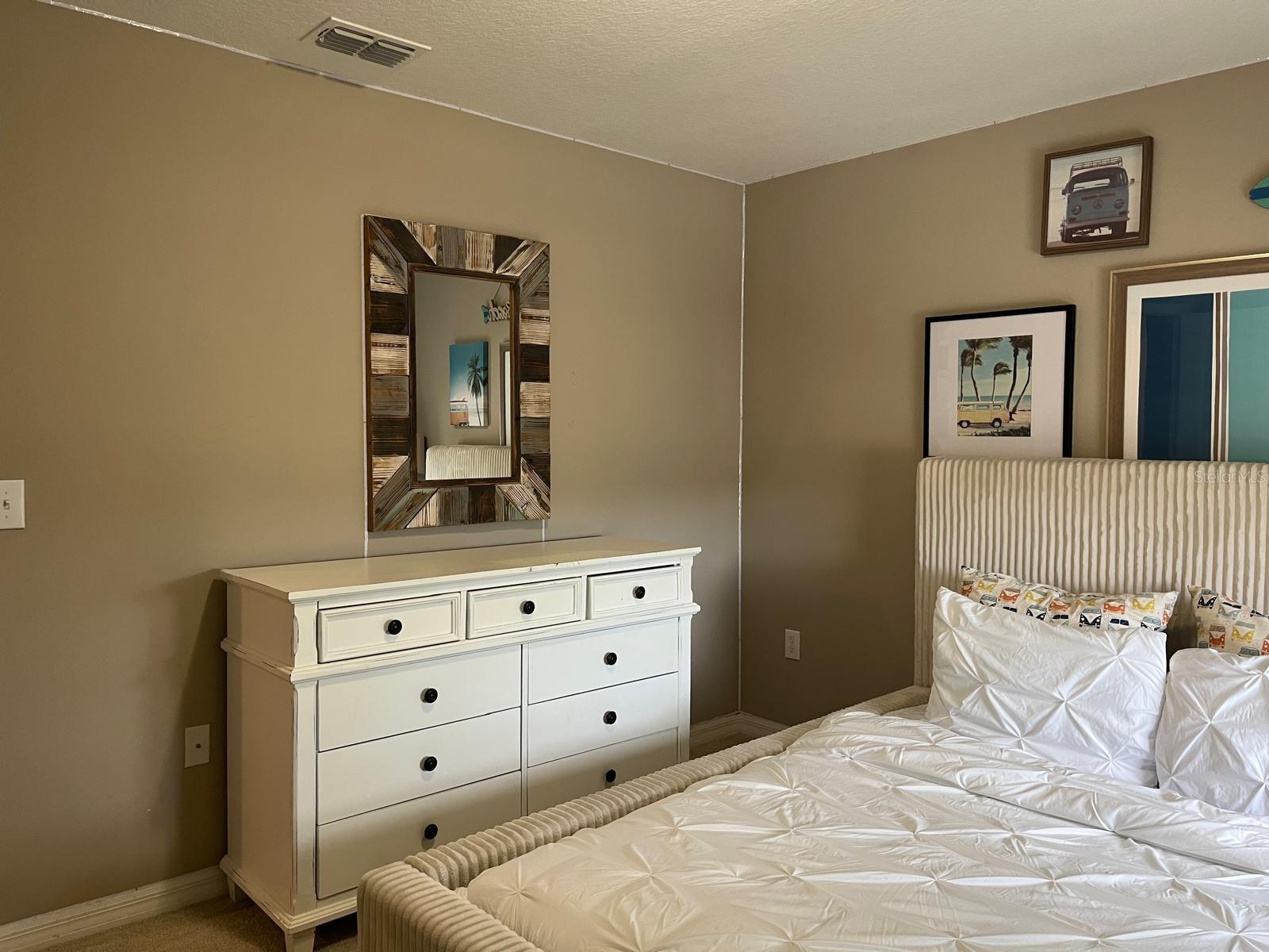 Image 41 of 54 For 1008 Papaya Circle