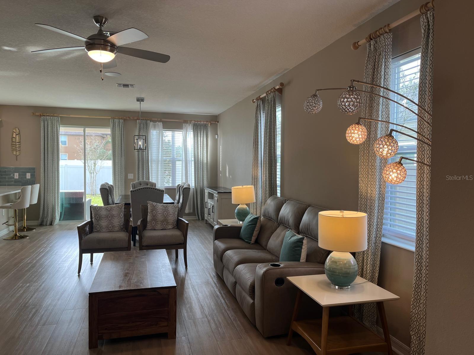 Image 8 of 54 For 1008 Papaya Circle