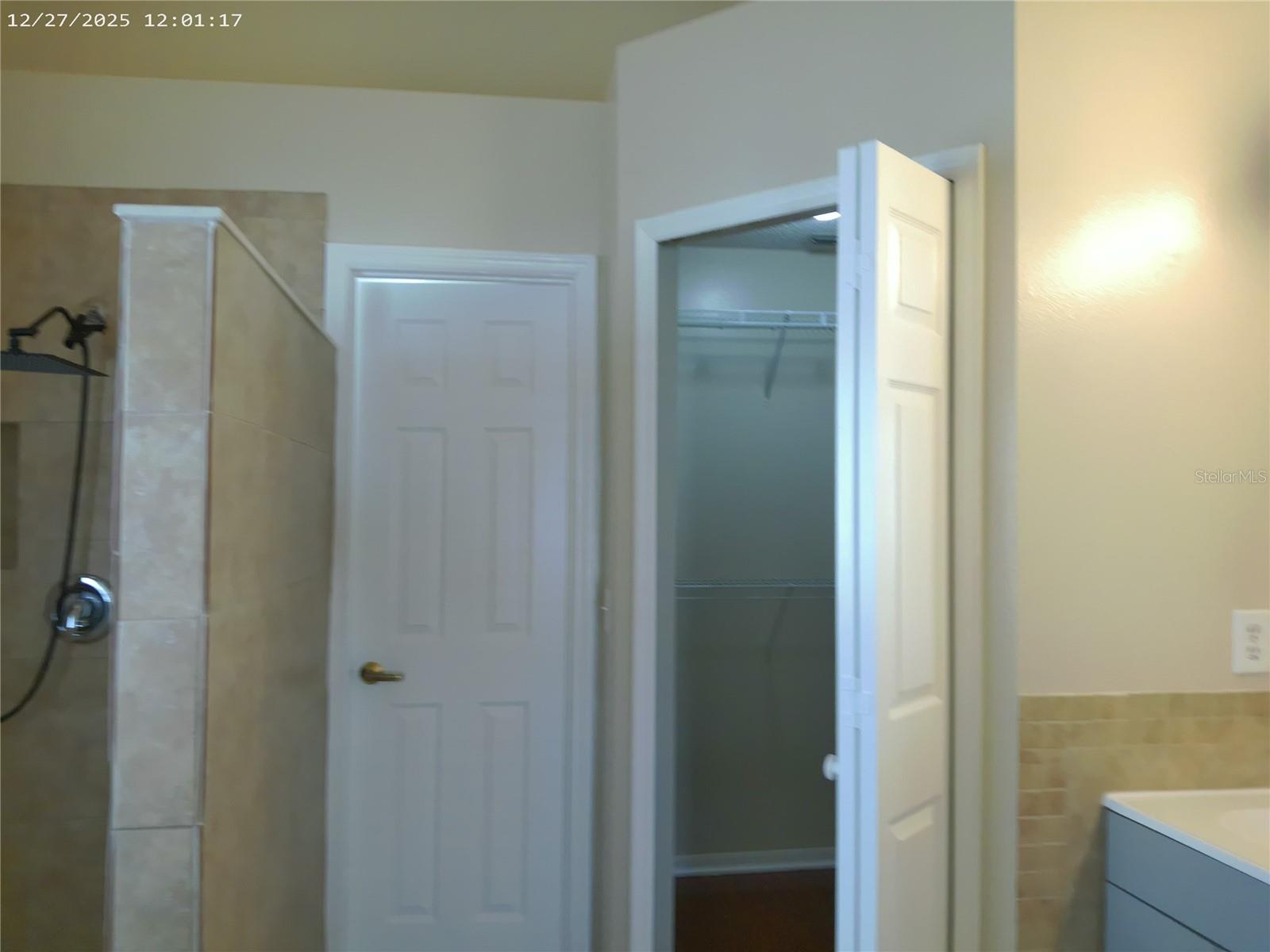 Image 21 of 55 For 11646 Sir Winston Way