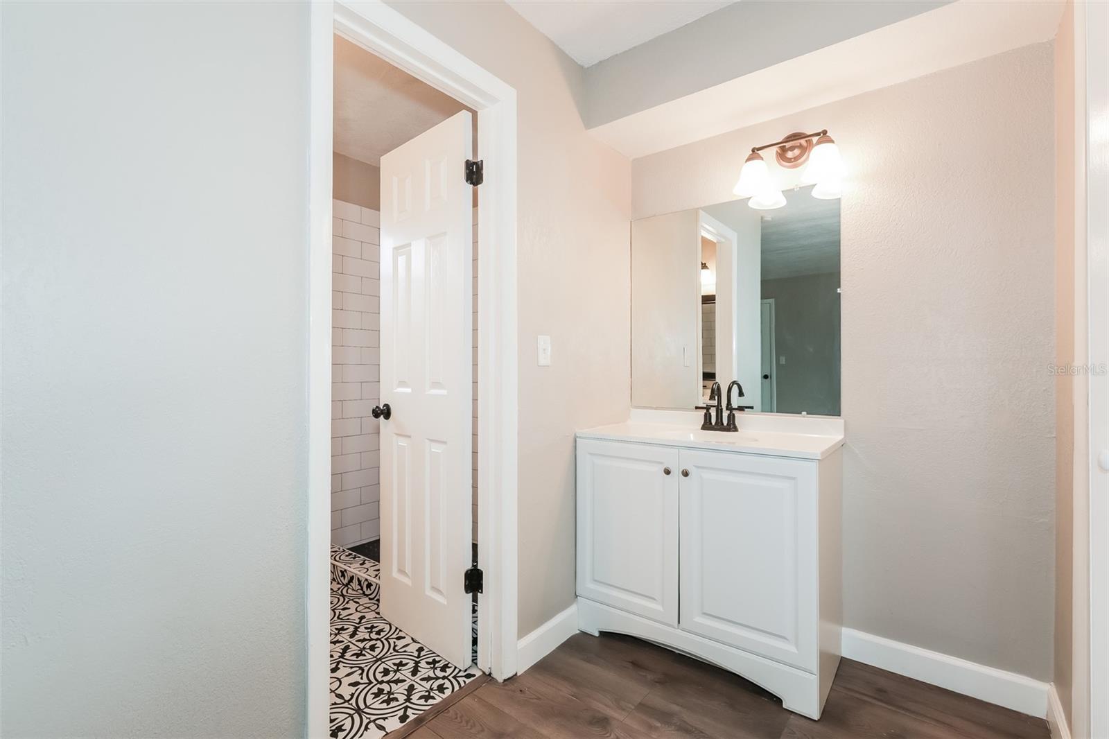 Image 12 of 21 For 524 Princess Place