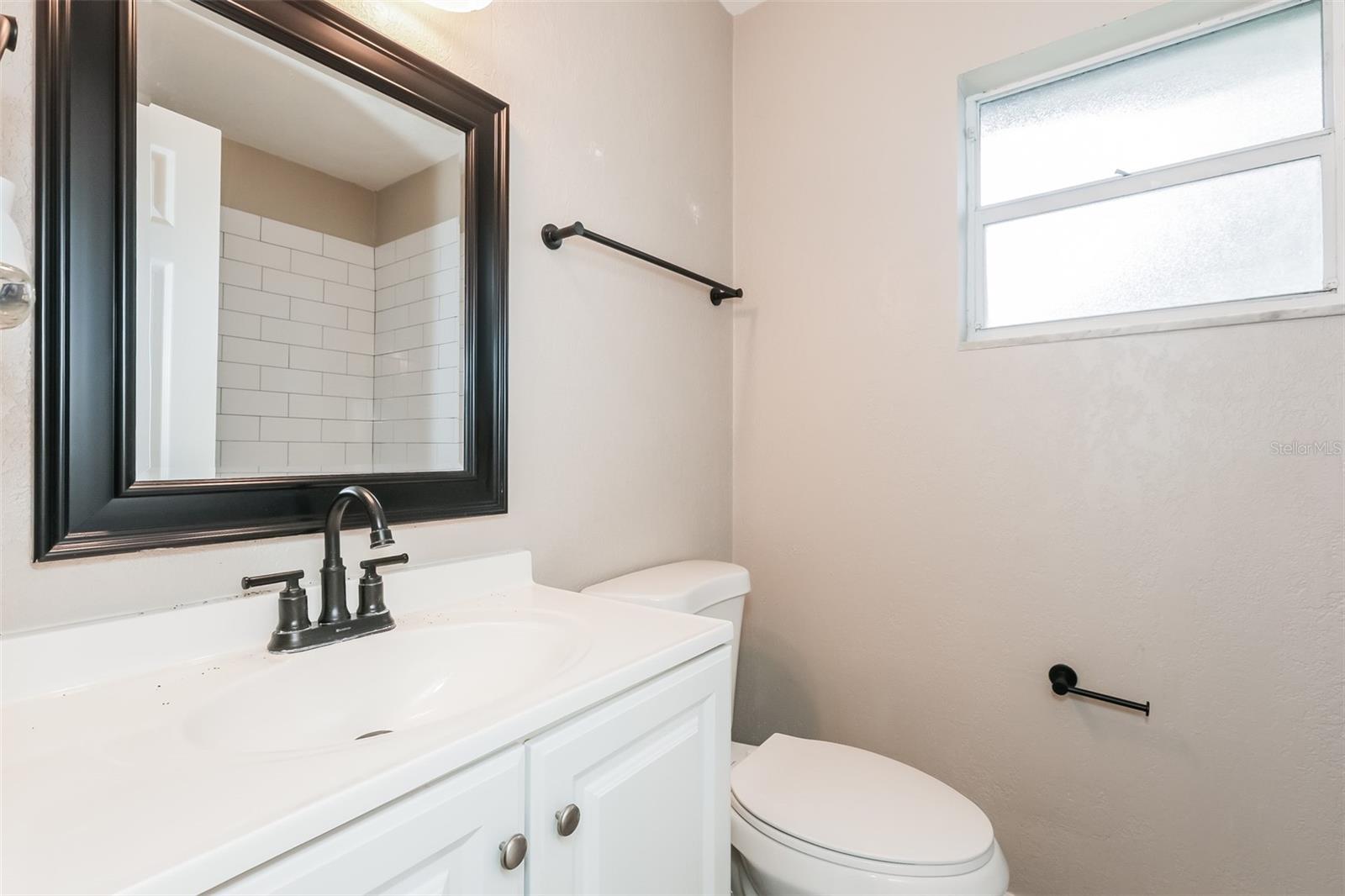 Image 13 of 21 For 524 Princess Place