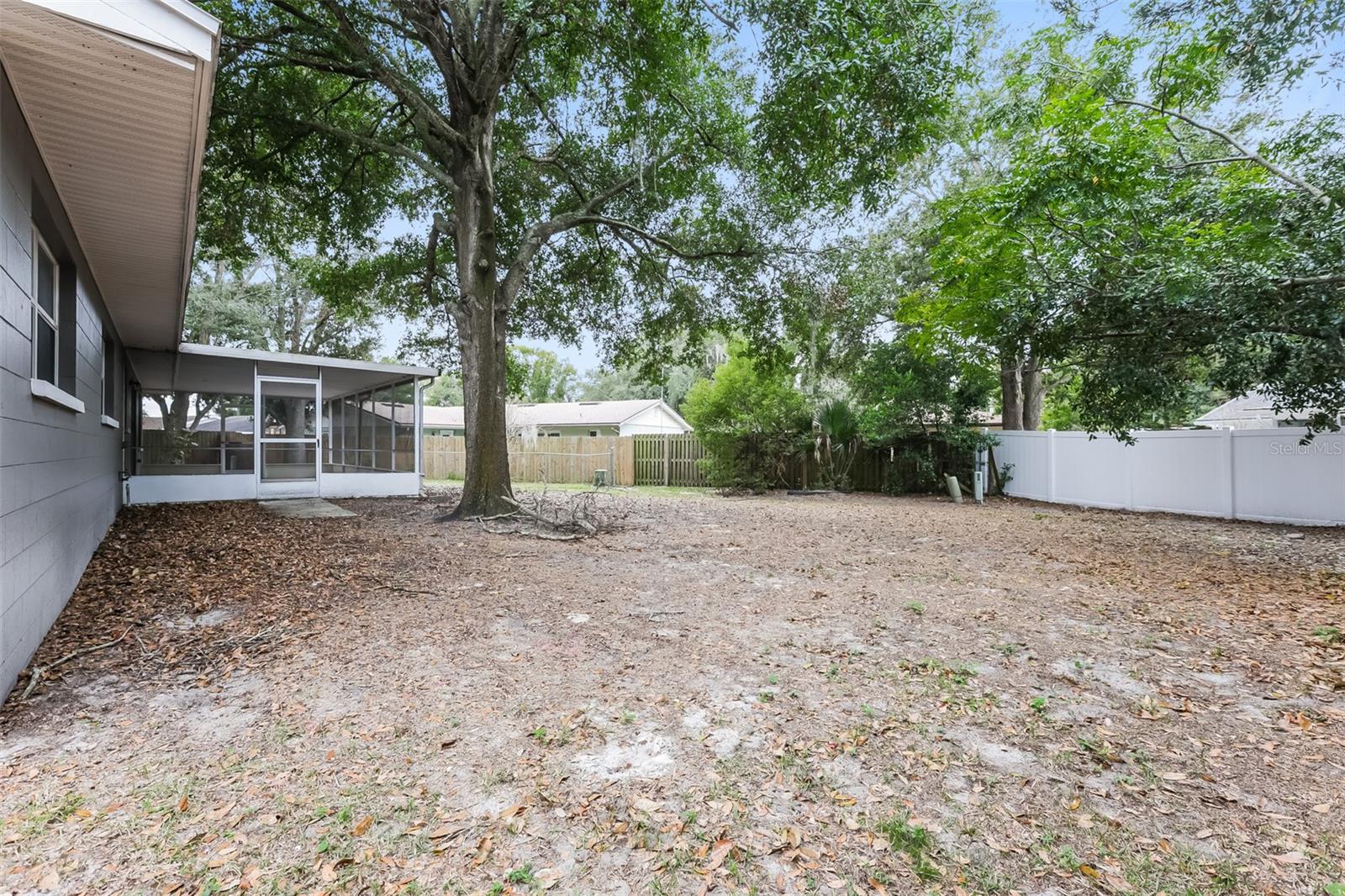 Image 20 of 21 For 524 Princess Place