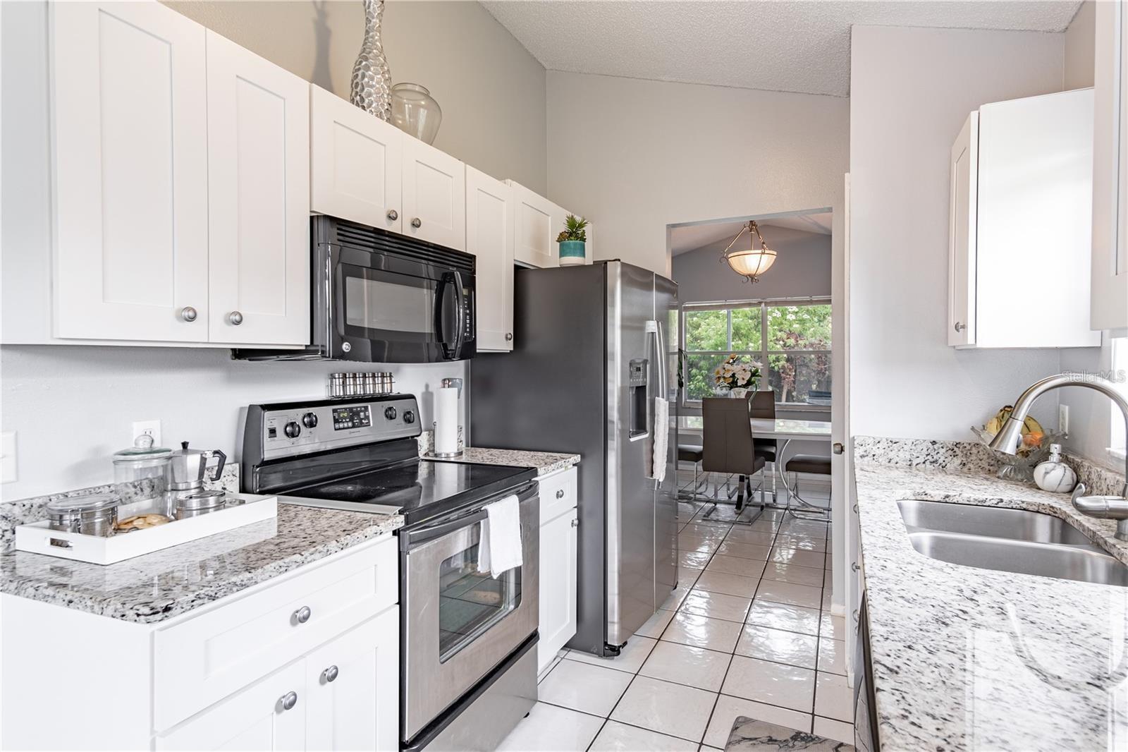 Image 14 of 29 For 767 Meadowside Court