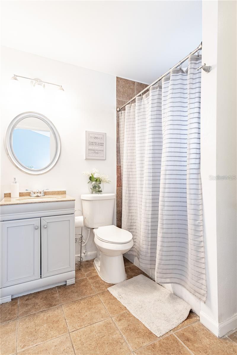 Image 19 of 29 For 767 Meadowside Court