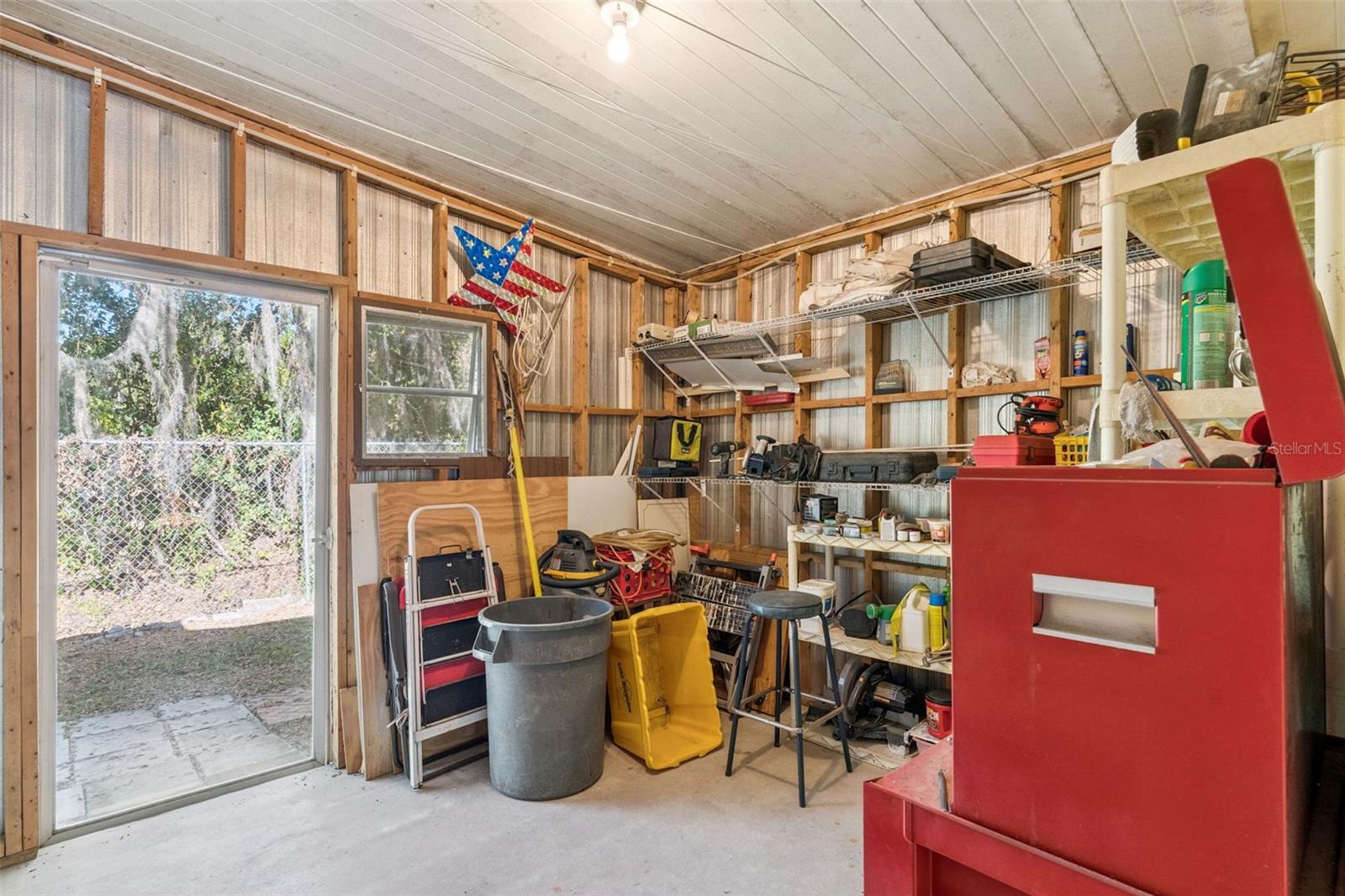 Image 26 of 42 For 221 Pinewood Drive