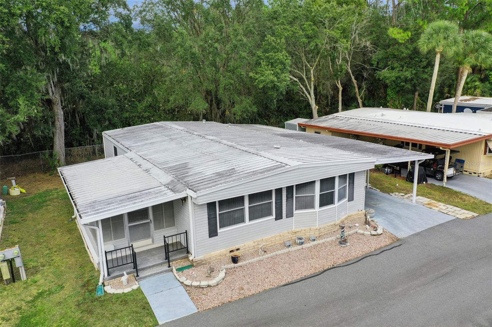 Image 32 of 42 For 221 Pinewood Drive