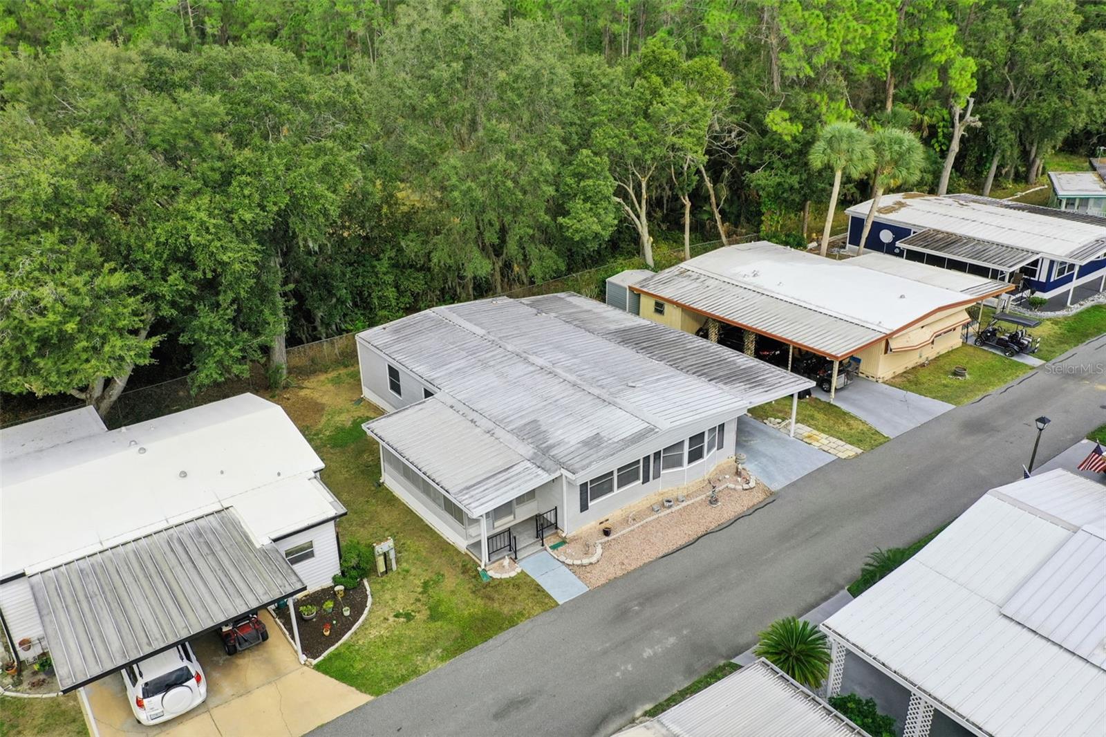 Image 33 of 42 For 221 Pinewood Drive