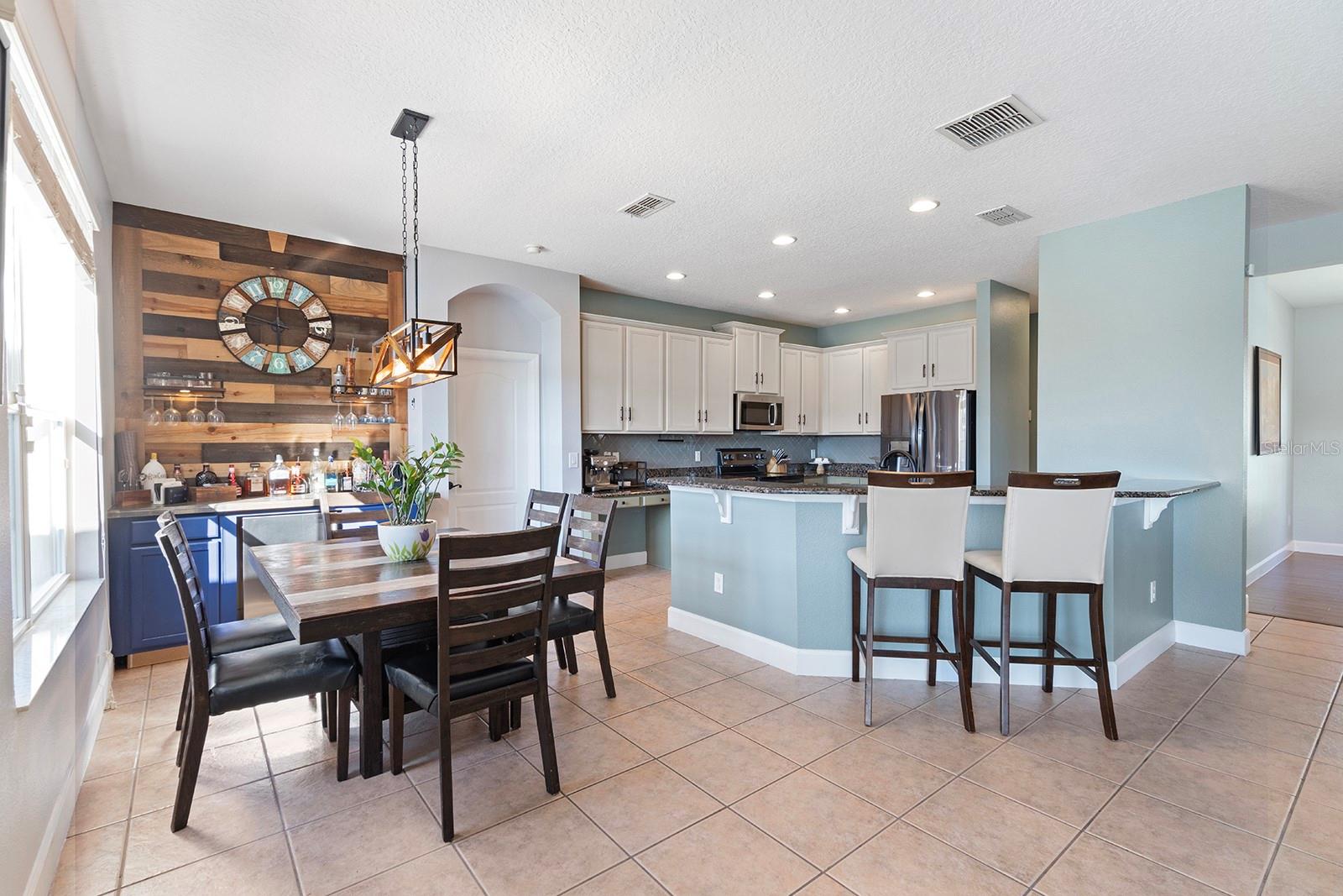 Image 12 of 72 For 4916 Parkview Drive