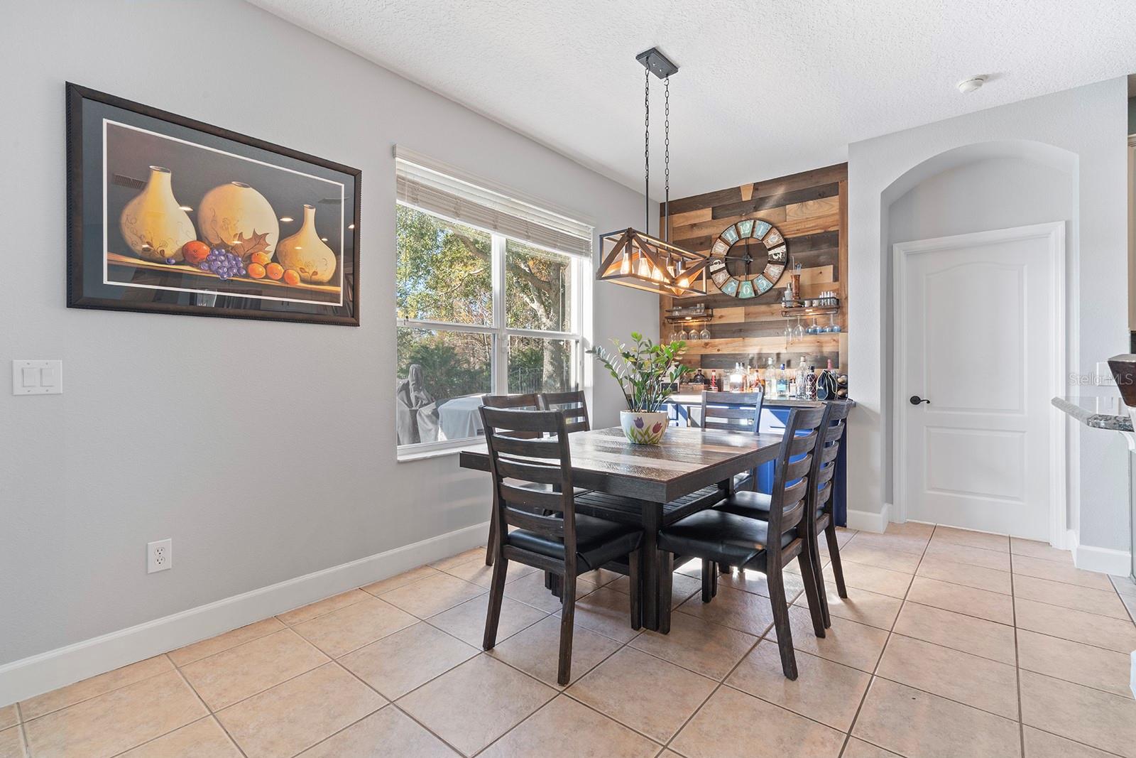 Image 17 of 72 For 4916 Parkview Drive