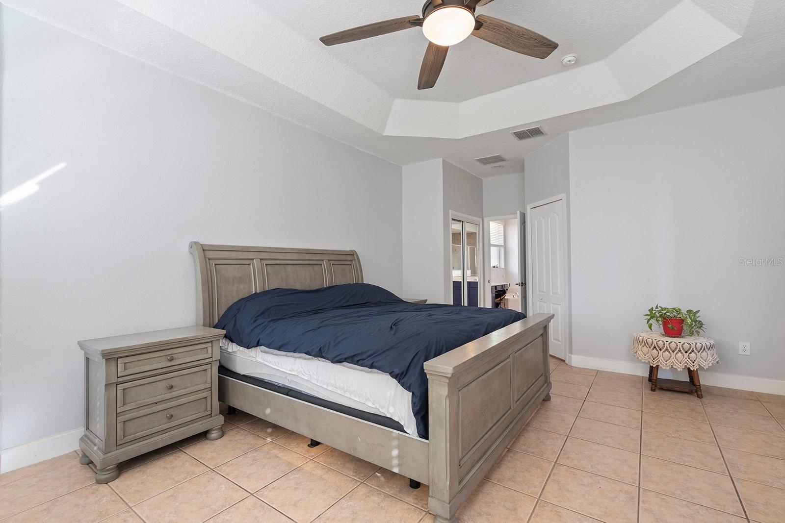 Image 20 of 72 For 4916 Parkview Drive