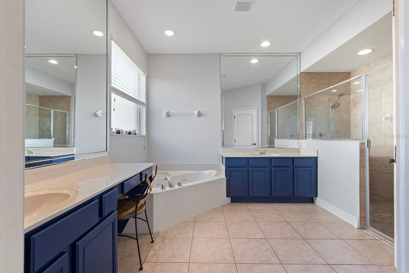 Image 21 of 72 For 4916 Parkview Drive