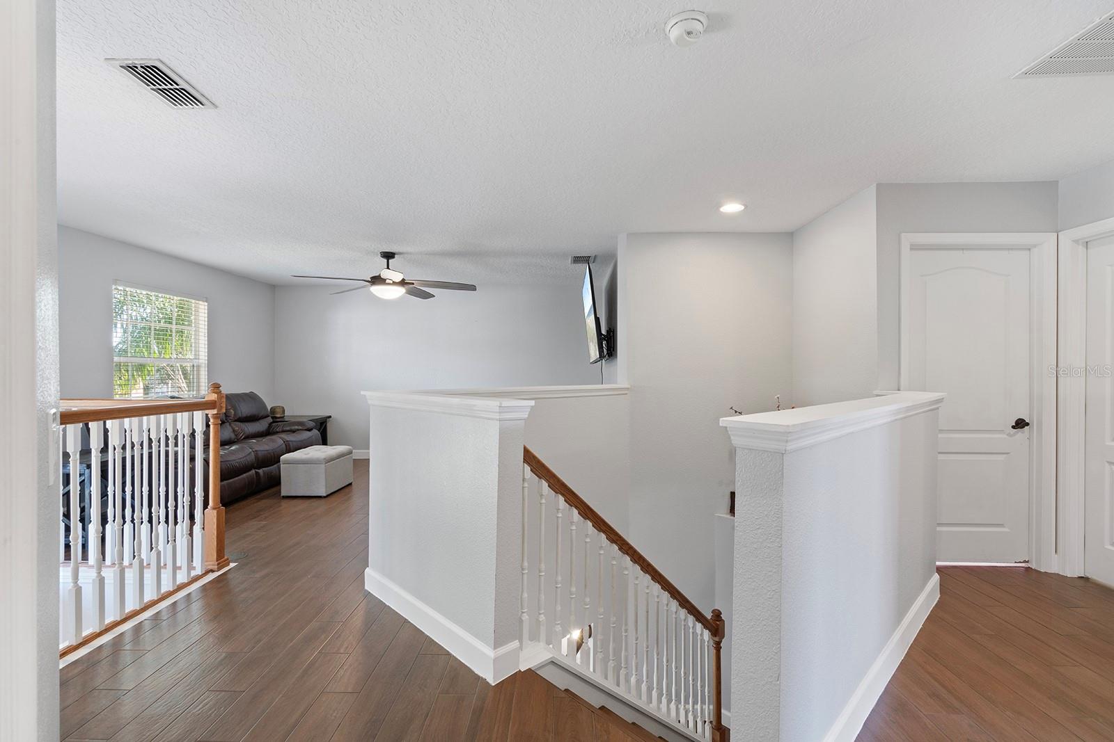 Image 27 of 72 For 4916 Parkview Drive