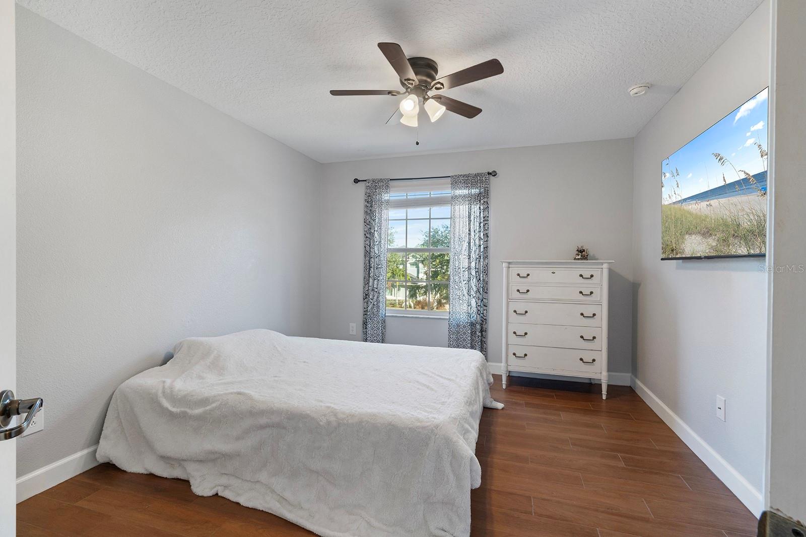 Image 30 of 72 For 4916 Parkview Drive