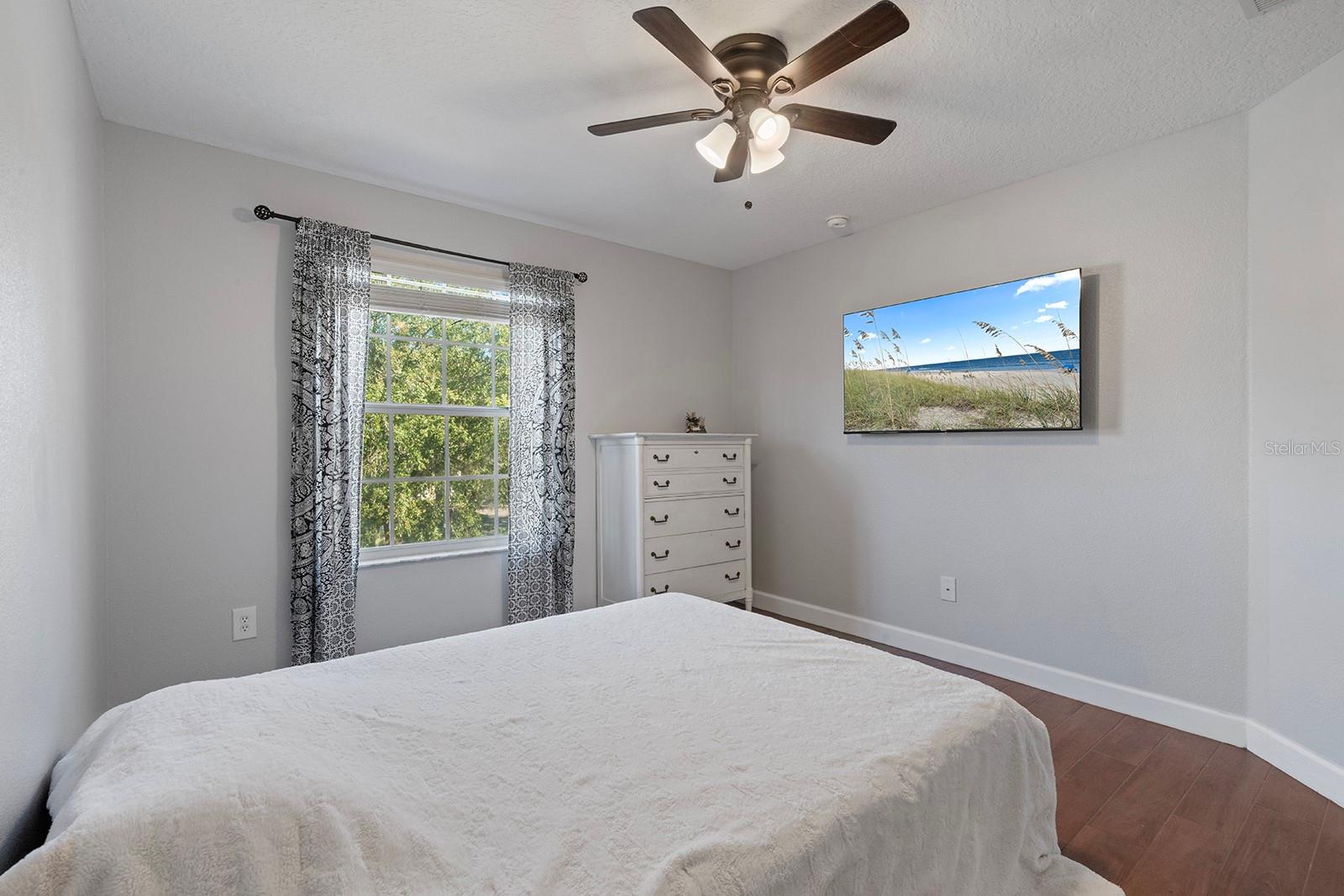 Image 31 of 72 For 4916 Parkview Drive