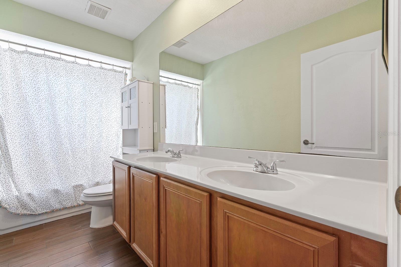 Image 33 of 72 For 4916 Parkview Drive