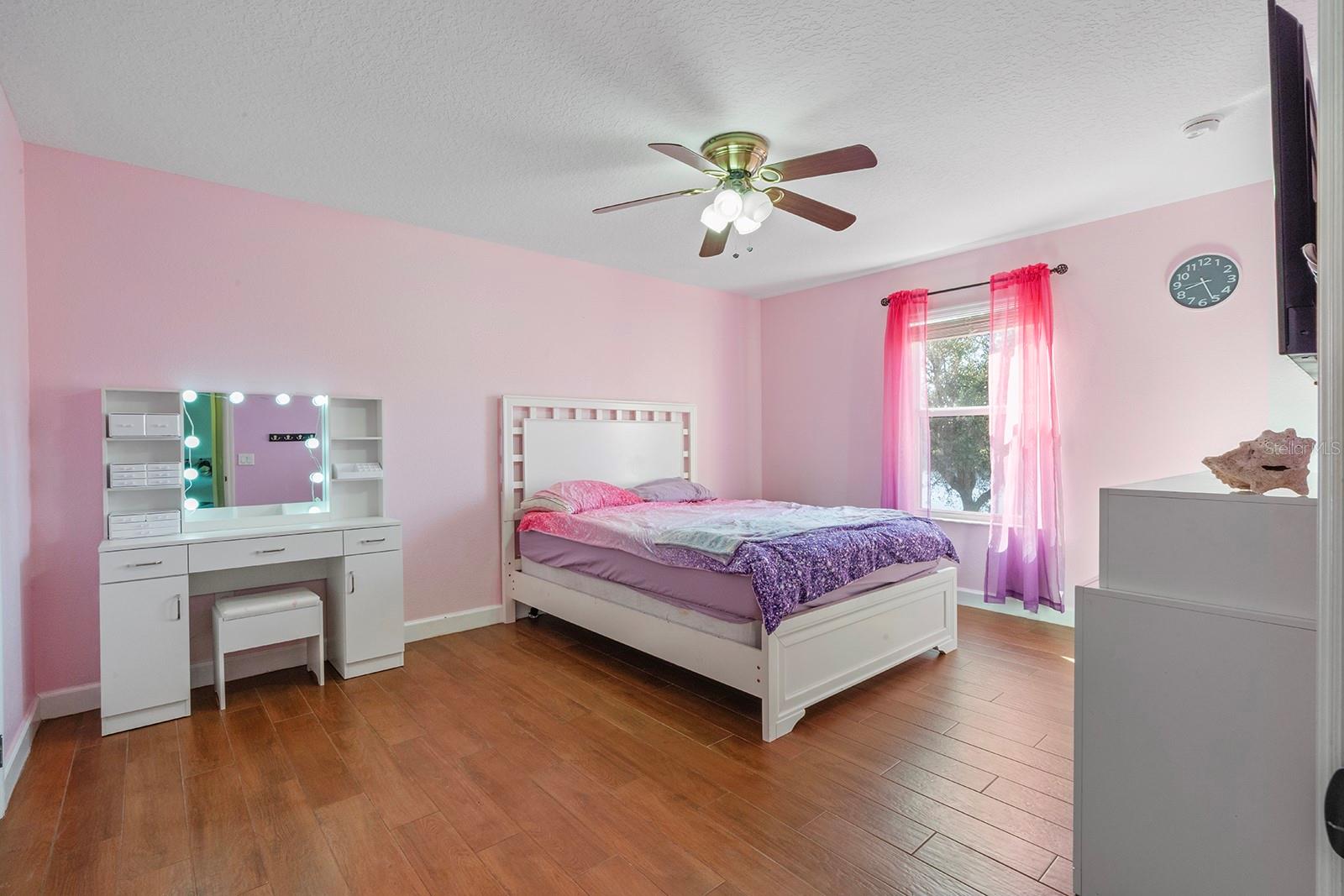 Image 34 of 72 For 4916 Parkview Drive