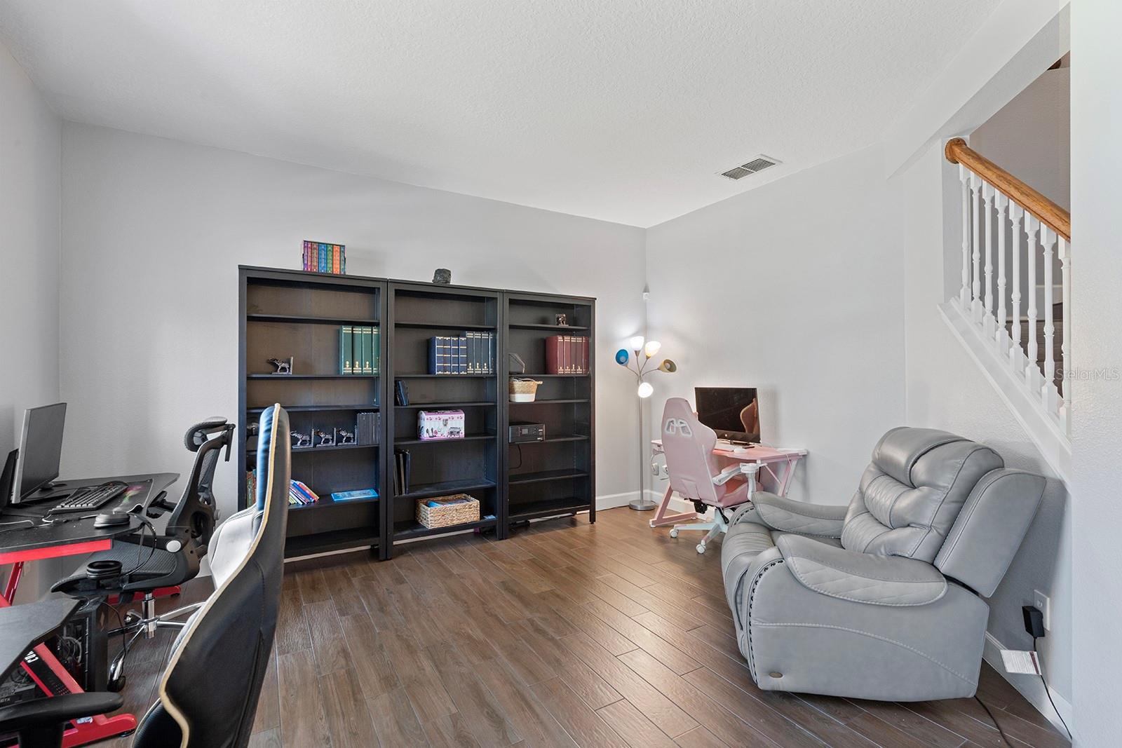 Image 6 of 72 For 4916 Parkview Drive