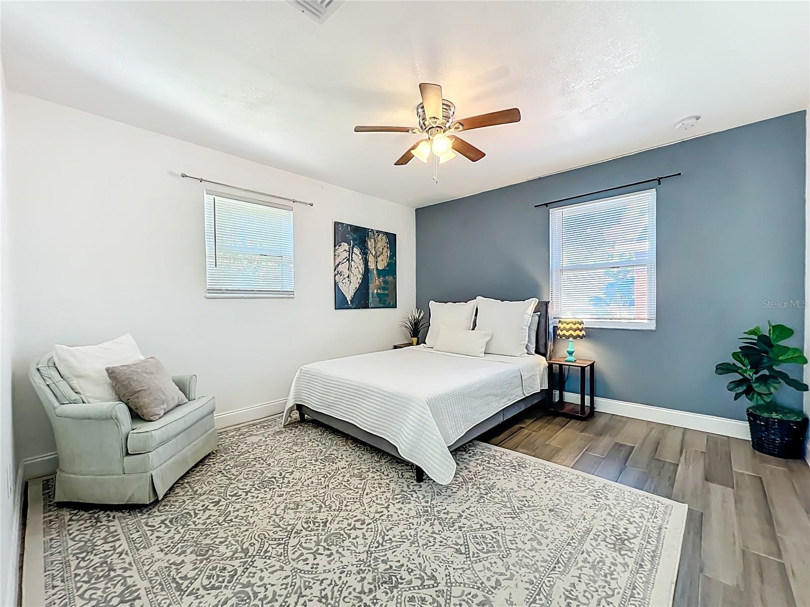 Image 27 of 51 For 423 Ololu Drive