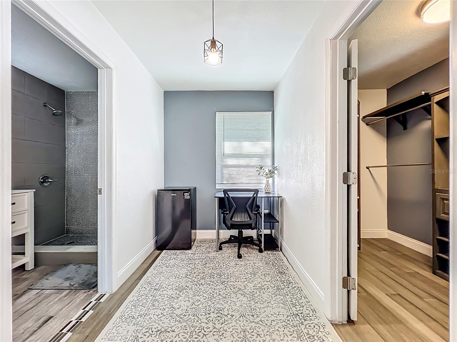 Image 29 of 51 For 423 Ololu Drive